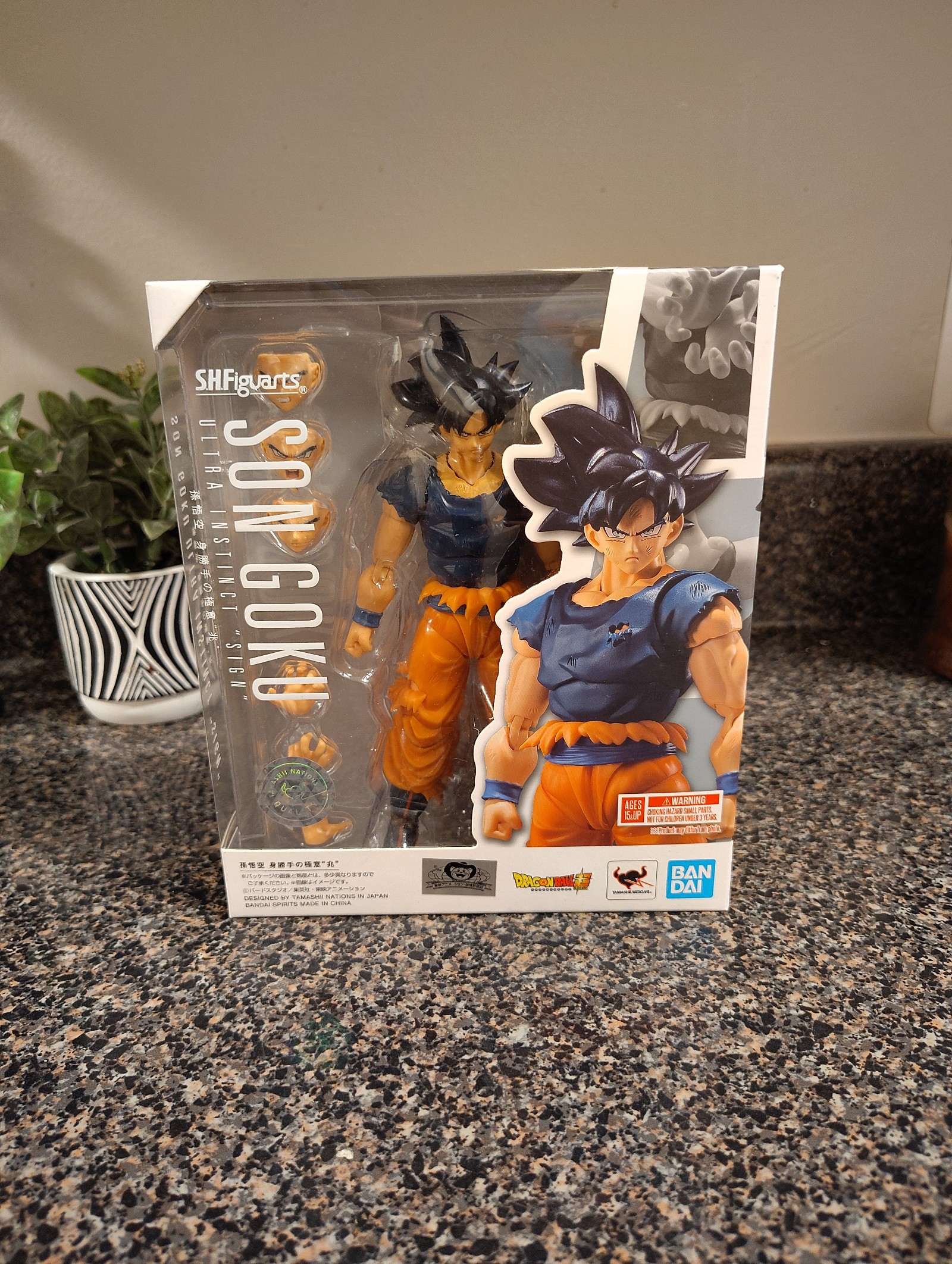SH Figuarts Goku UI Sign
