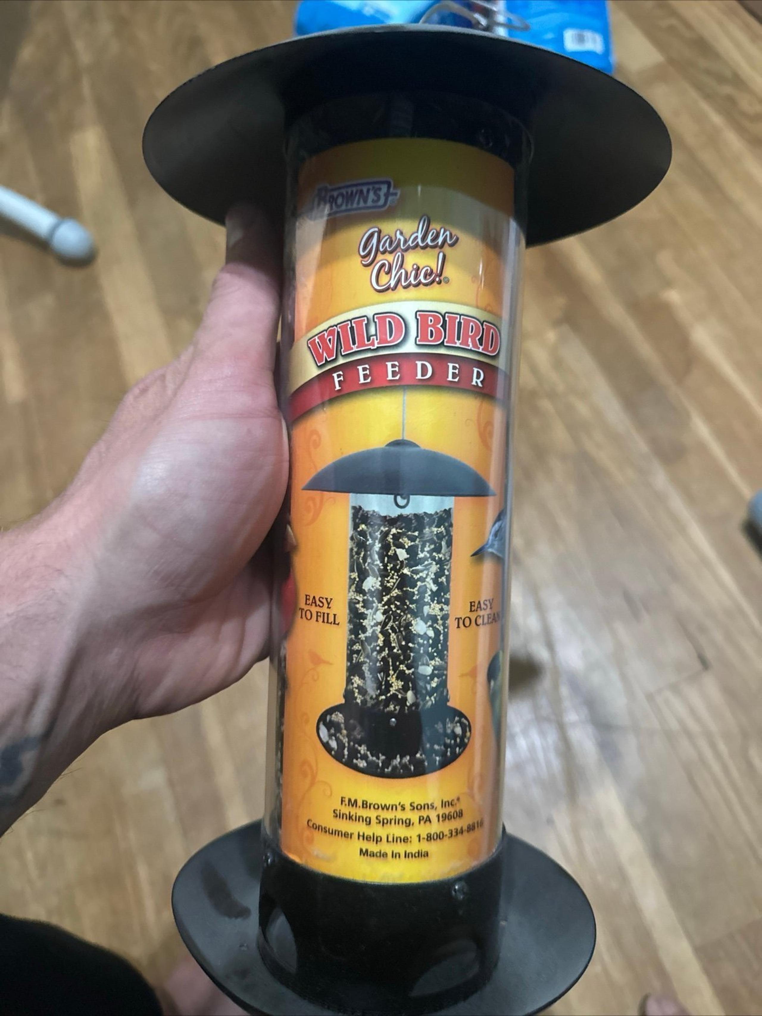 Bird feeder