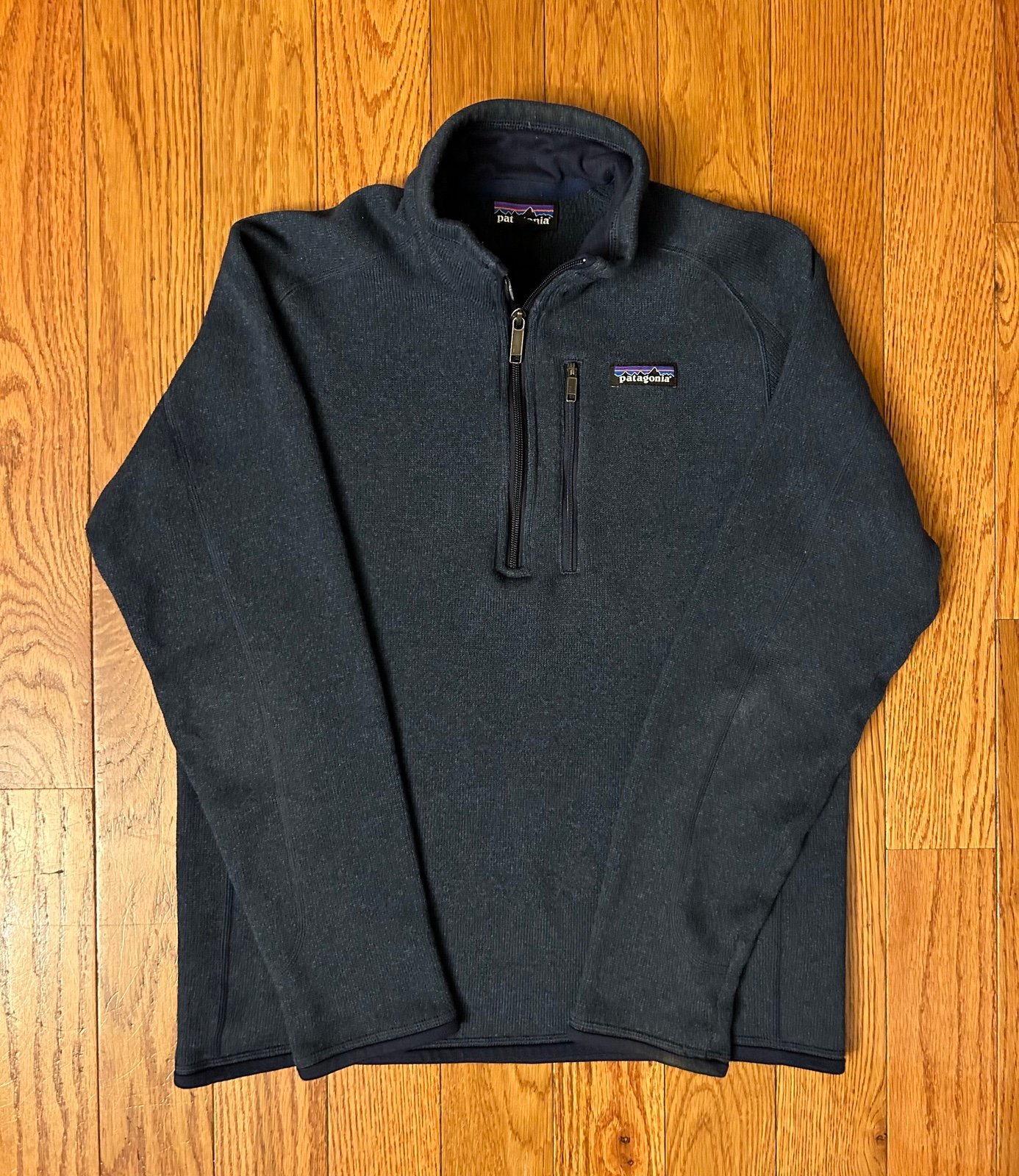 Patagonia 1/4 Zip Size Small Men’s