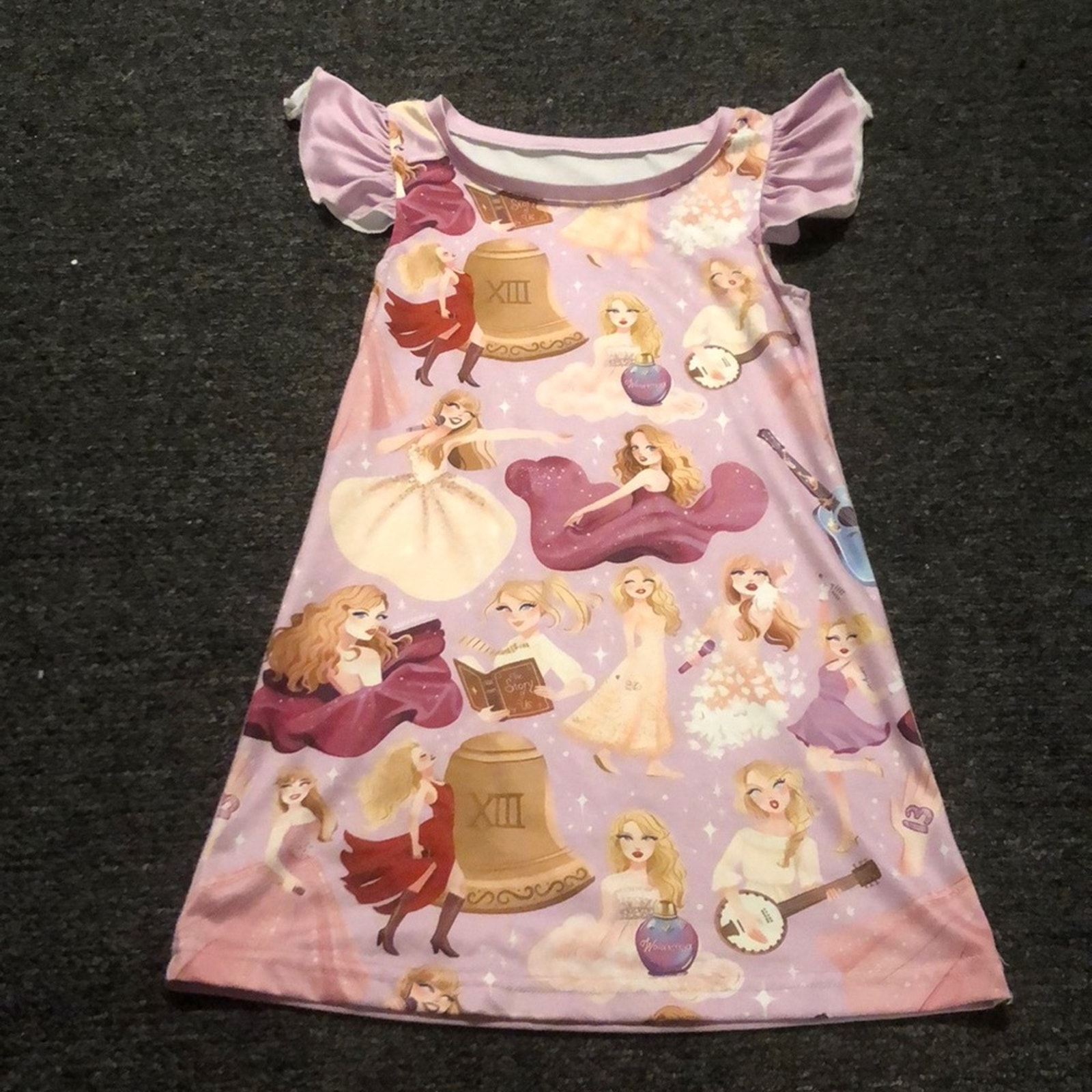 Taylor Swift Girl's size 4 Lavender Night Gown