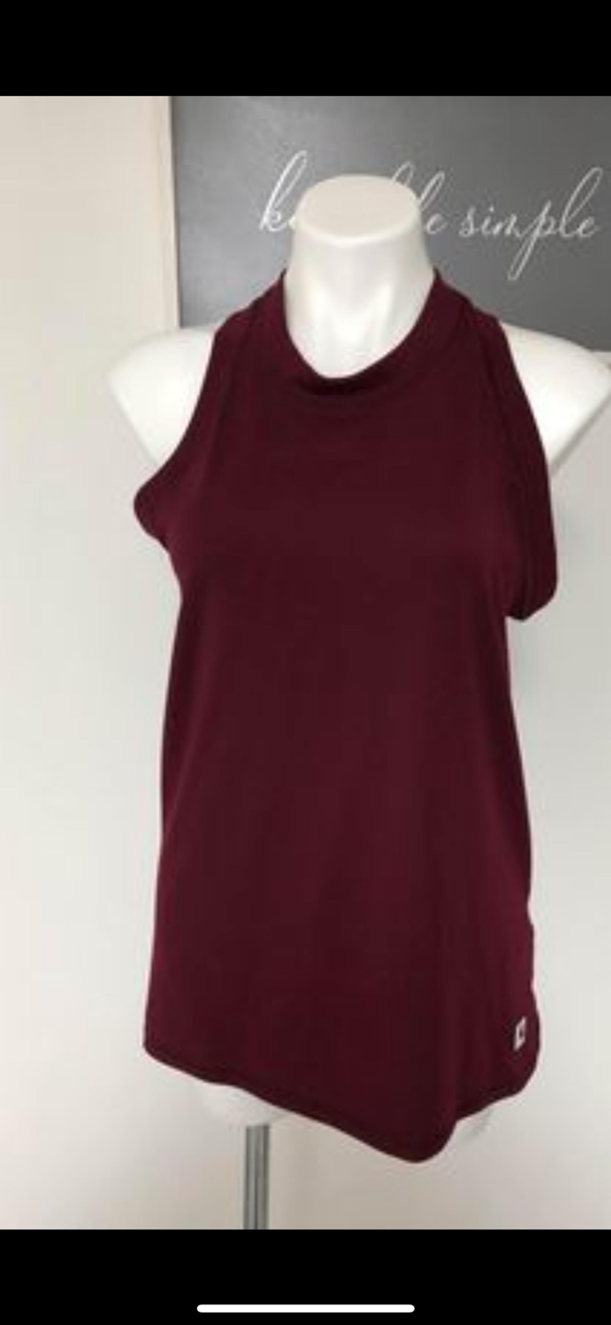 Carhartt Women's tank top size medium like new condition
