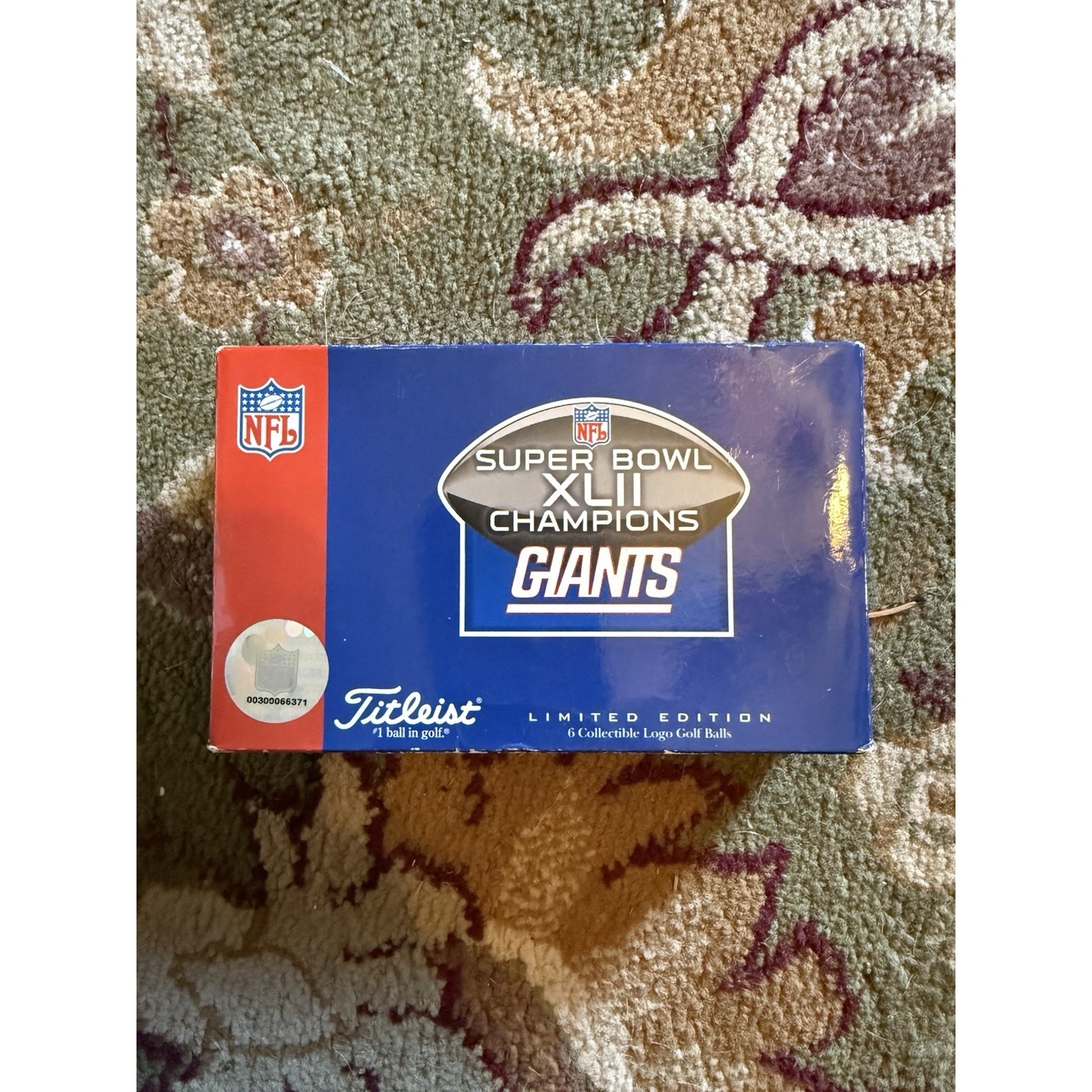 Titleist Limited Edition New York Giants Golf 5 Balls