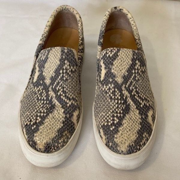 Vince Camuto Women's 9M Korli2 Snakeskin Leather Slip On Sneakers