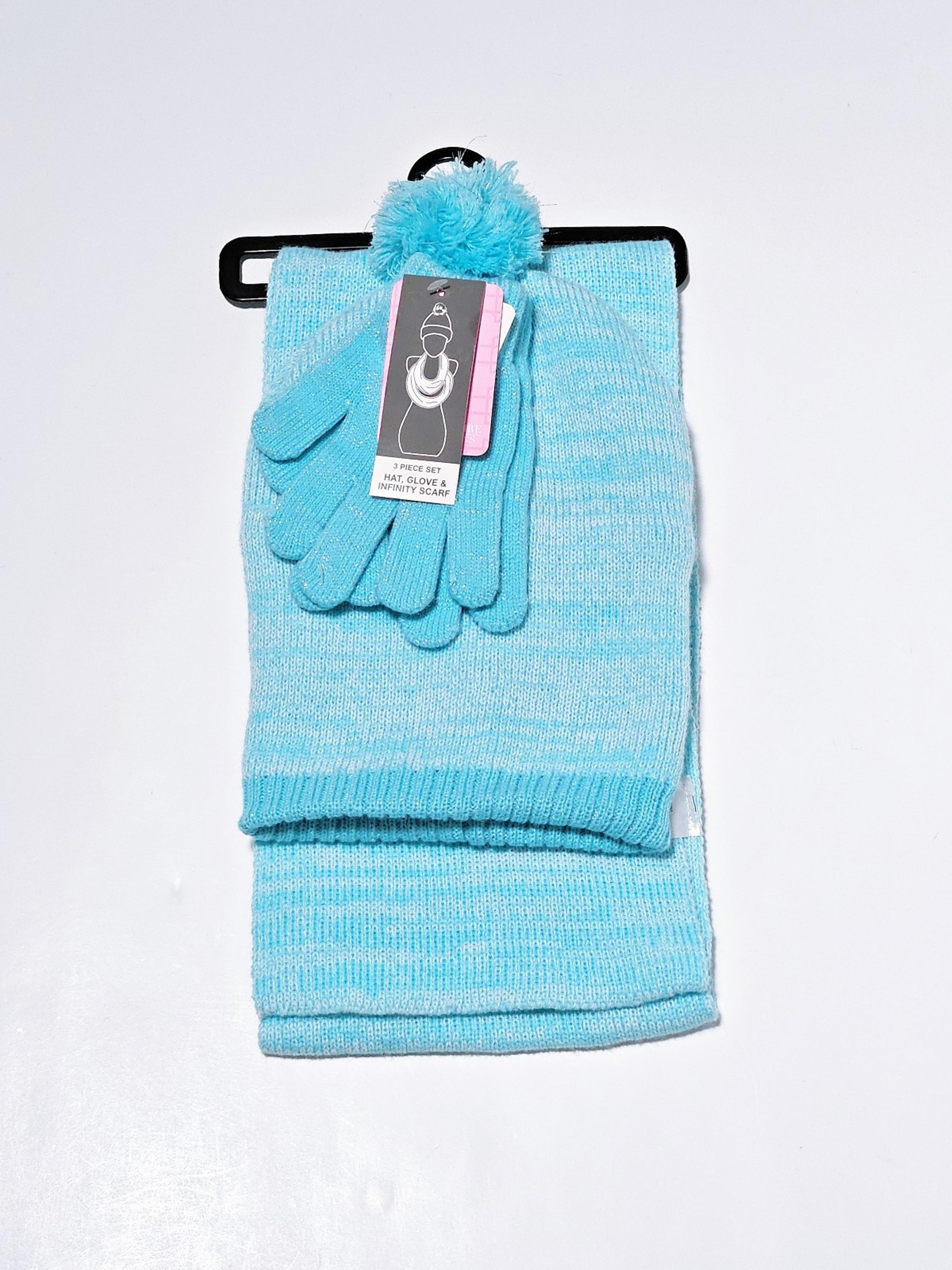 Berkshire Beanie Hat Gloves Scarf Womens One Size