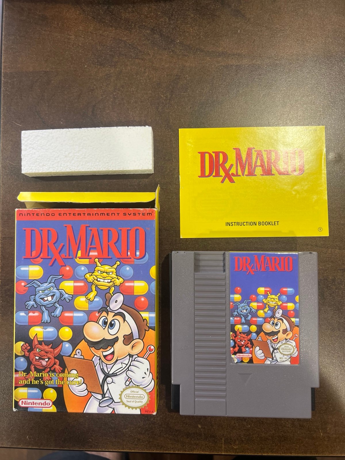 Dr Mario Nintendo NES Complete CIB