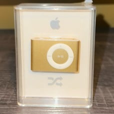 iPod Shuffle 1 GB - New! (Factory Sealed)