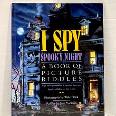 I Spy SPOOKY NIGHT Book of Picture Riddles Vintage 1996 Halloween HC Scholastic