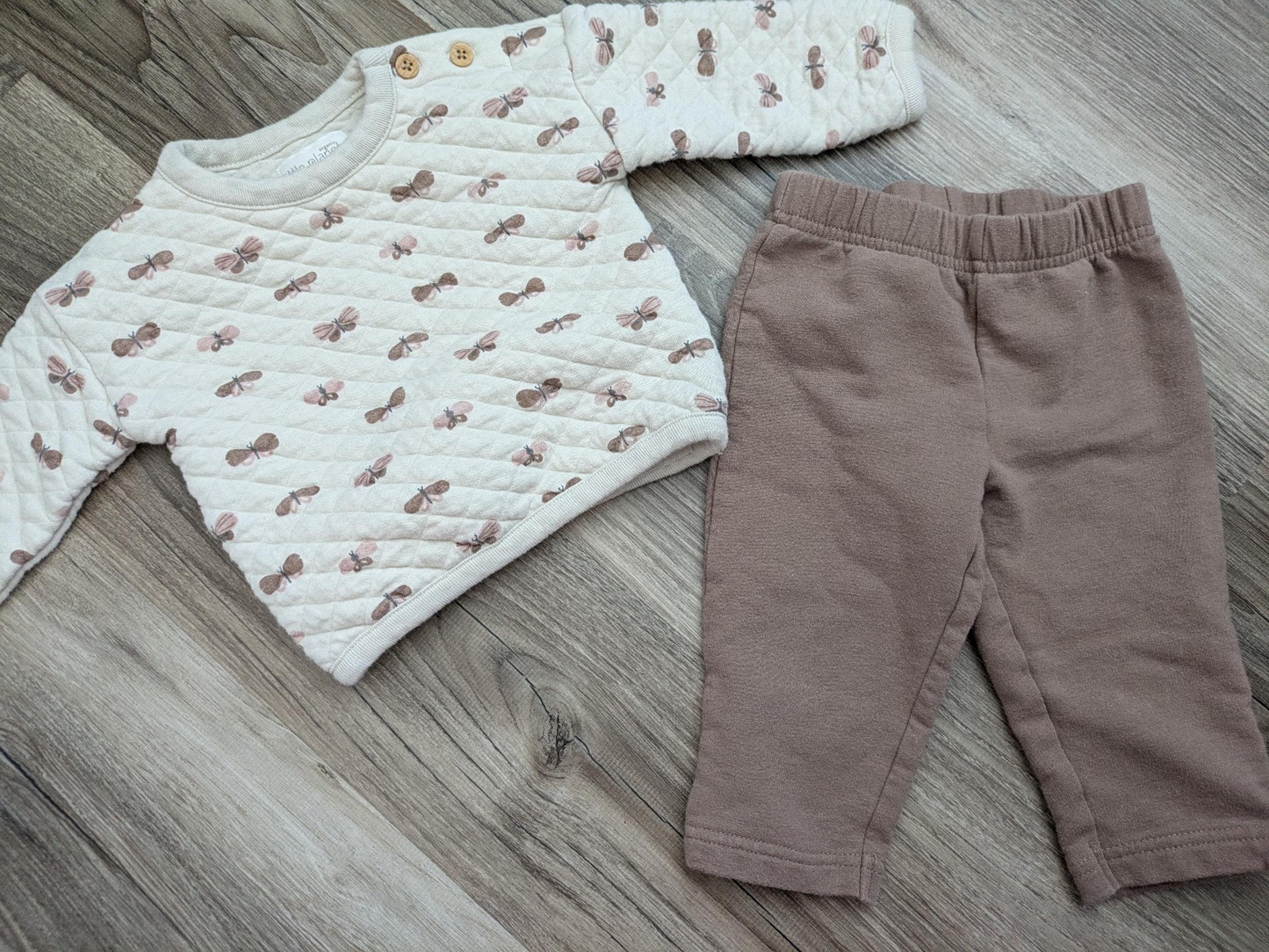 Little Planet by Carter’s Organic Baby Girl 2 Piece Butterfly Sweater Pants Set