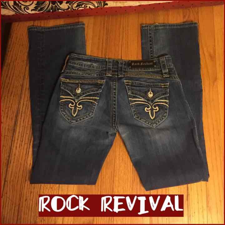 28-ROCK REVIVAL GEWN BOOT BOOT JEANS