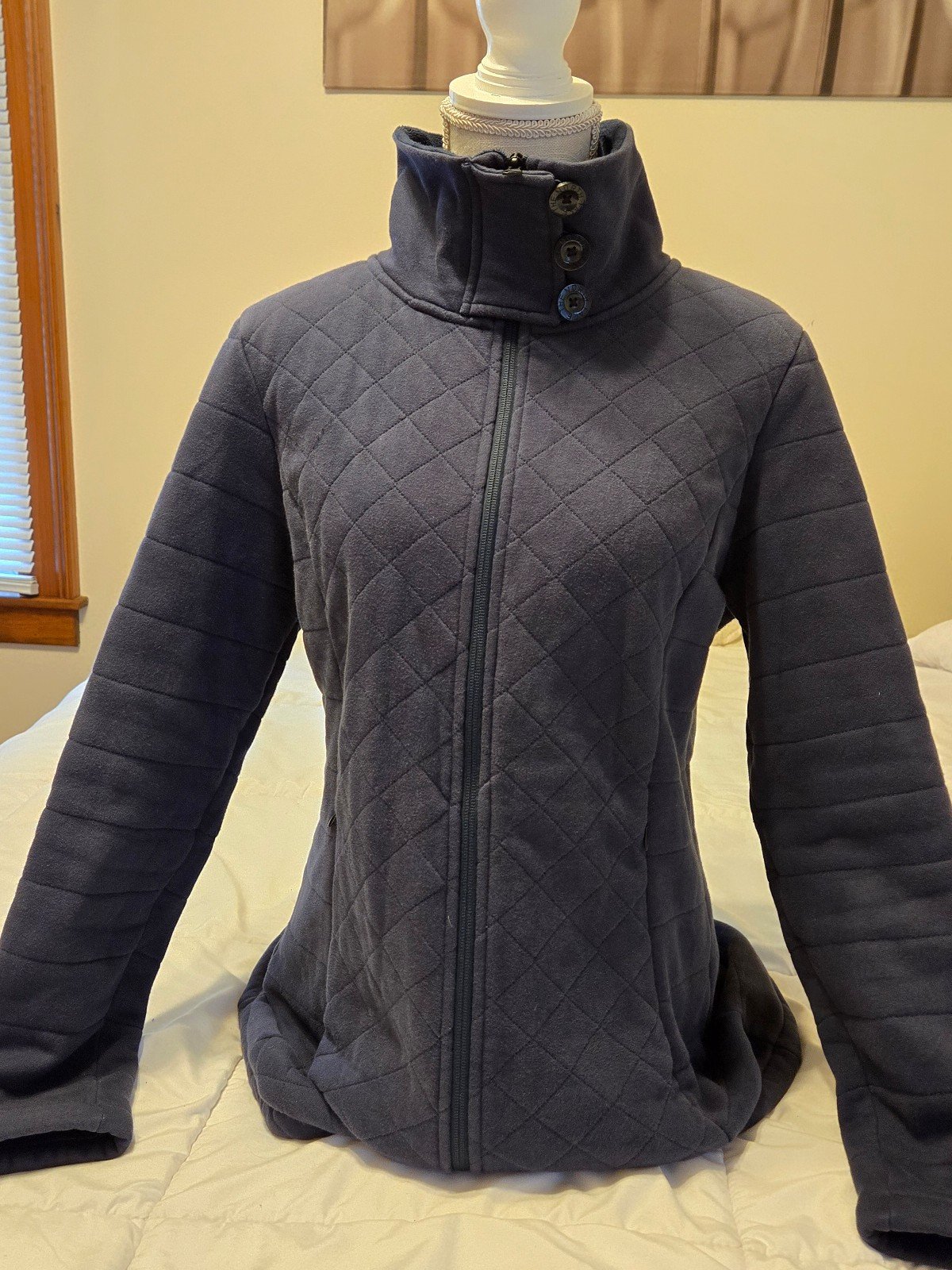 The North Face Black Fleece Arctic Quilted AUQM Full Zip Jacket Women’s Large