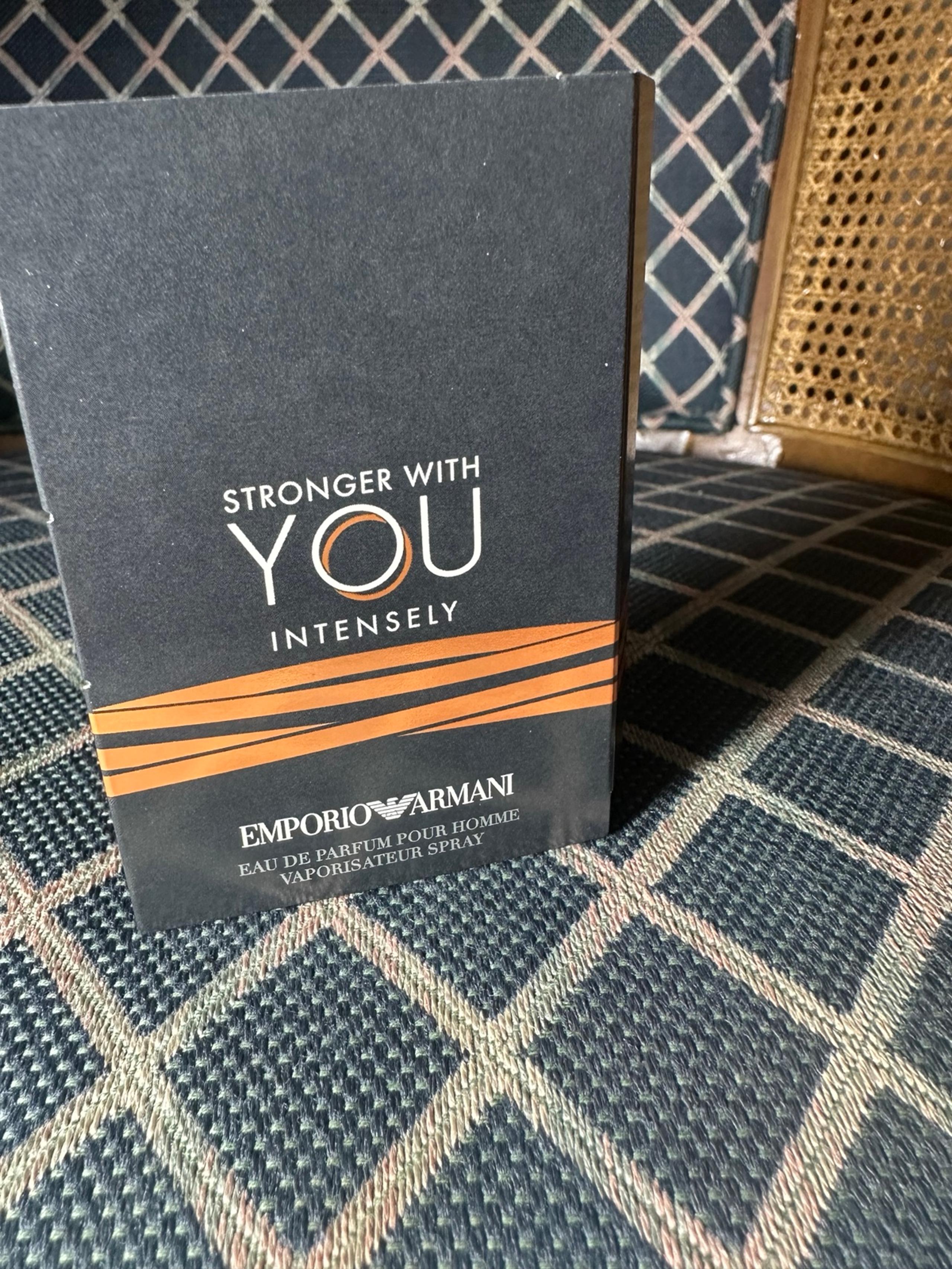 Emporio Armani Stronger With You Intensely men Eau de Parfum Spray 1.2 ml new