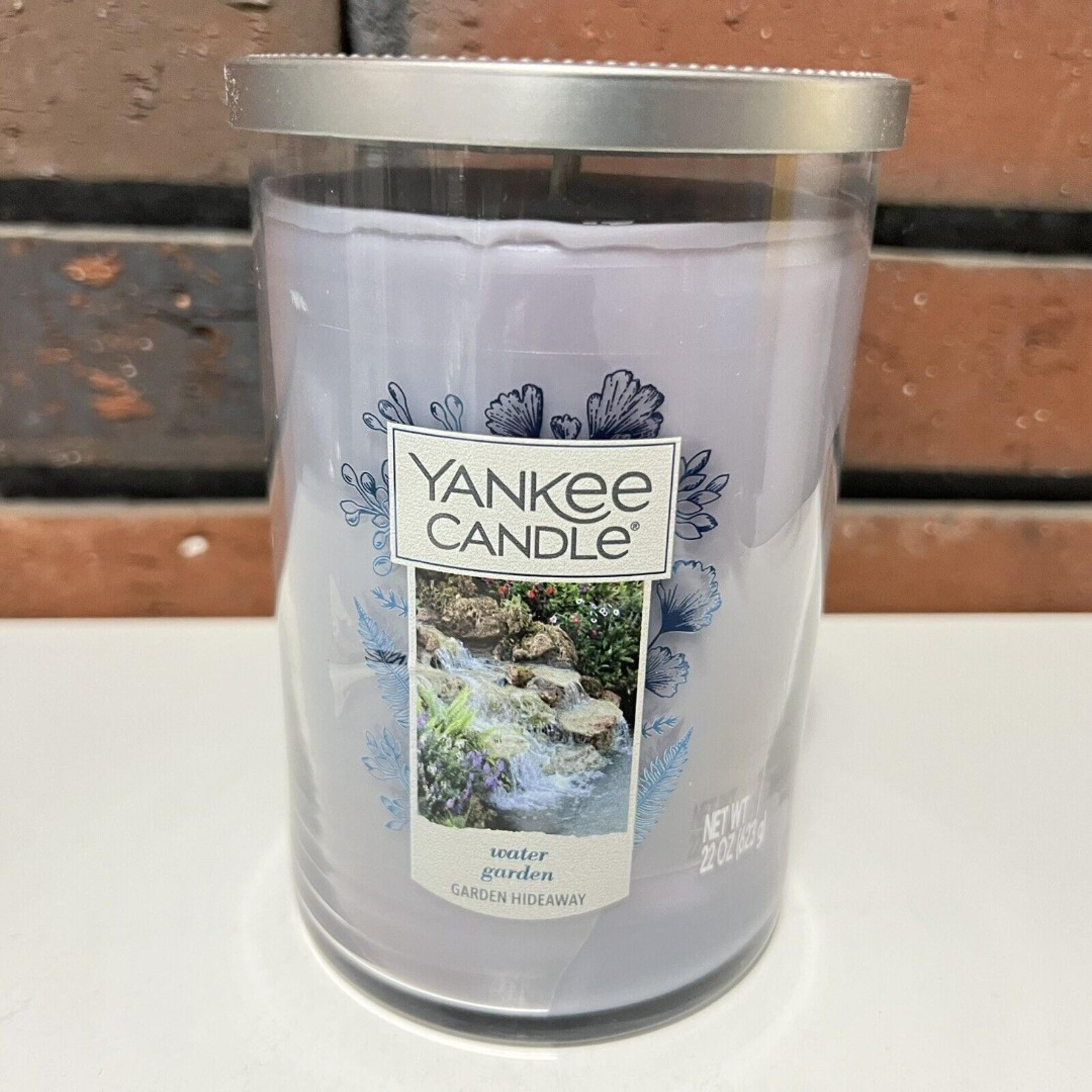 Yankee Candle WATER GARDEN Large 2-Wick Tumbler Jar Blue 22 oz Wax