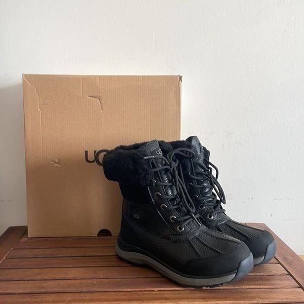 UGG Adirondack III Boot Black Women Size 6 MSRP250