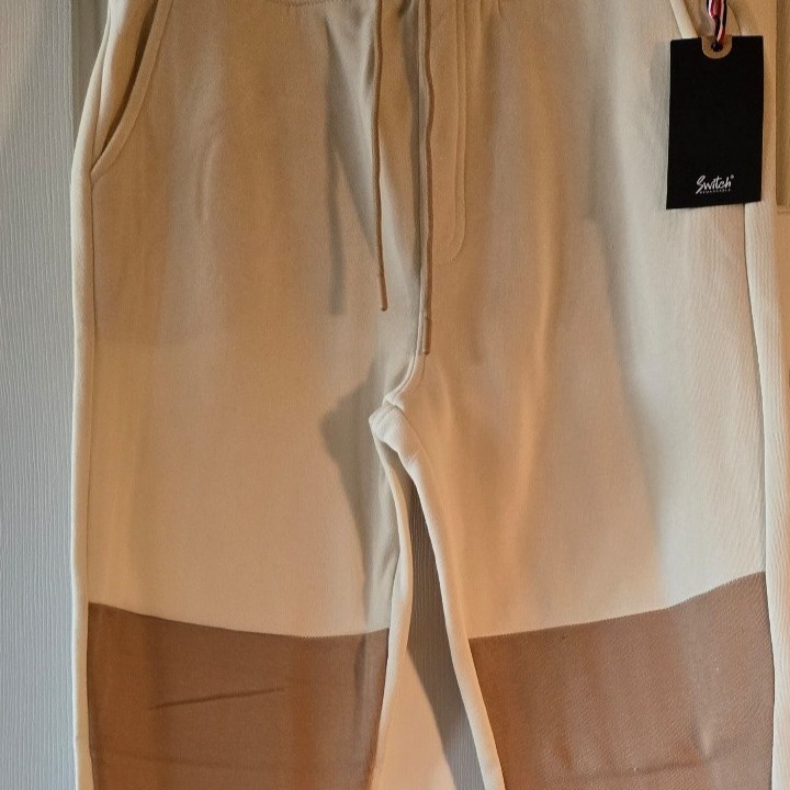 Switch Remarkable Unisex Sweatpants