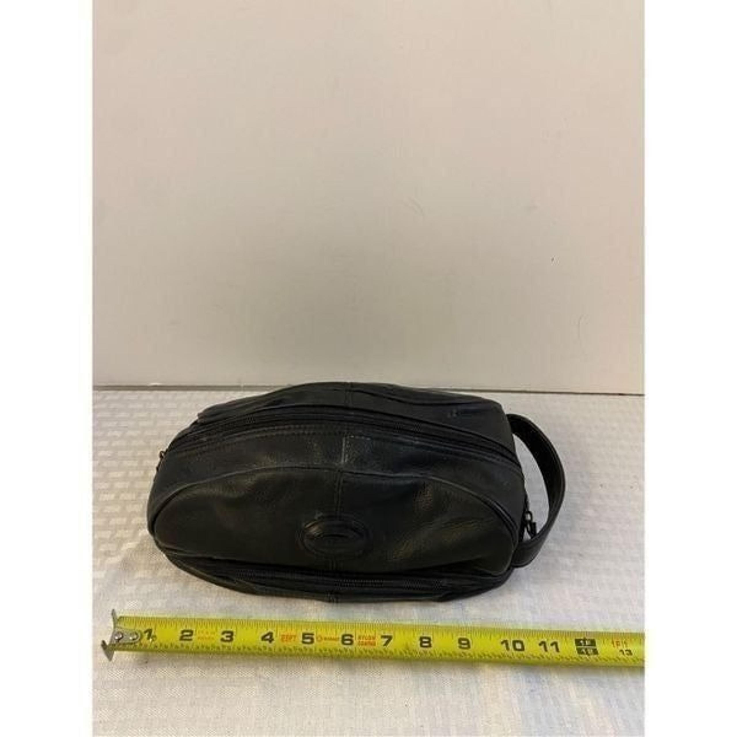 Fossil 2 zipper toiletries bag black leather 11x6”