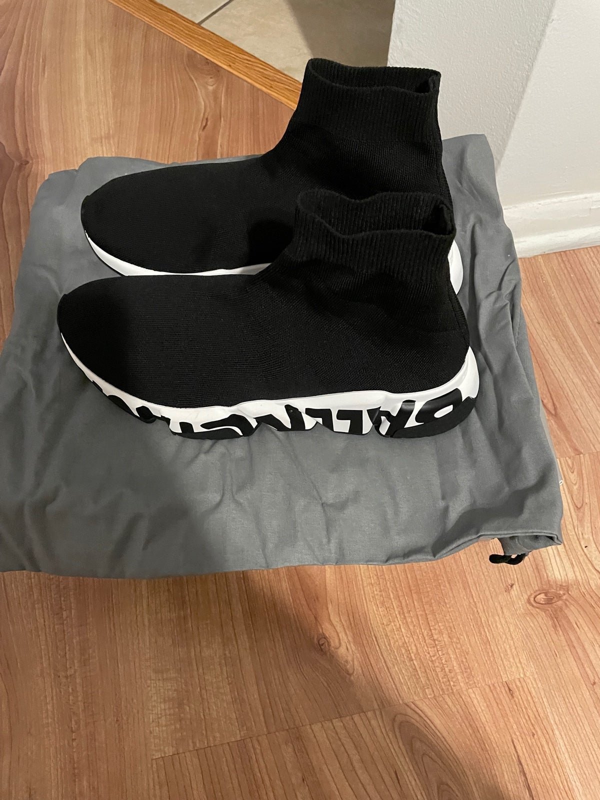 Balenciaga Speed Trainers in Black/White
