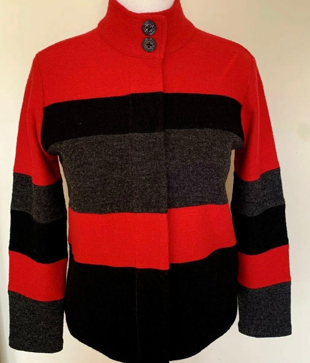 XL Karl Lagerfeld Paris Buttons up Jacket NWT