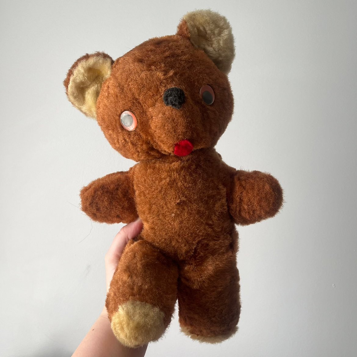 Vintage Antique Knickerbocker Stuffed Brown Teddy Bear Yellow Eyes Red Felt Tong