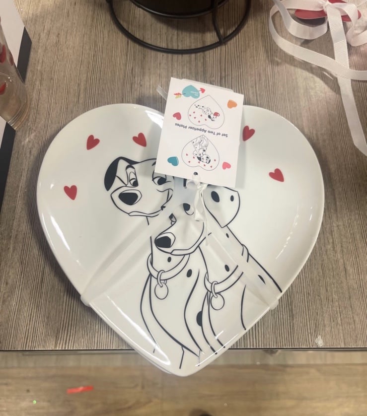 Disney Valentine’s Day 101 Dalmatian Dog Appetizer Plates
