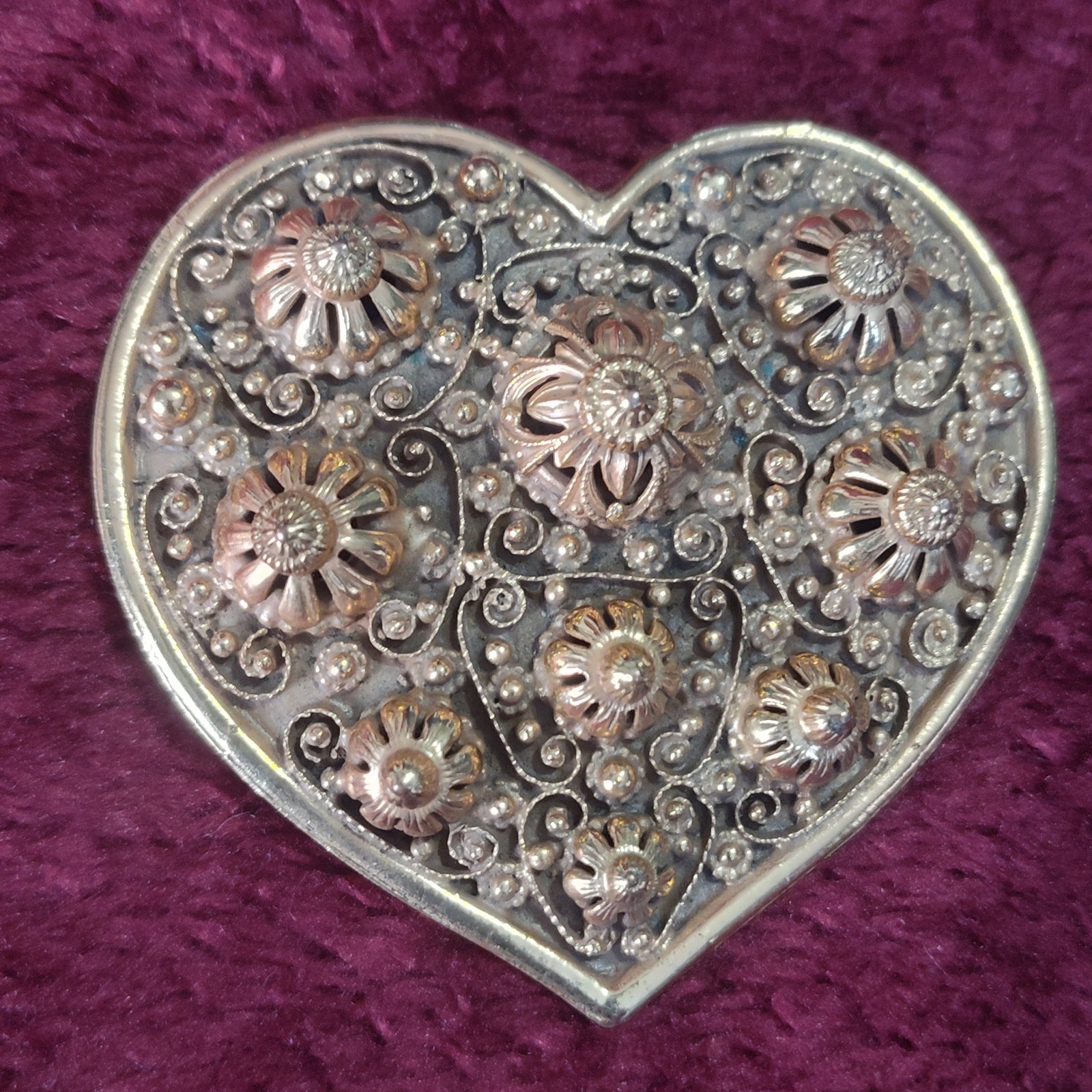 Antique ancient ETRUSCANS heart brooch