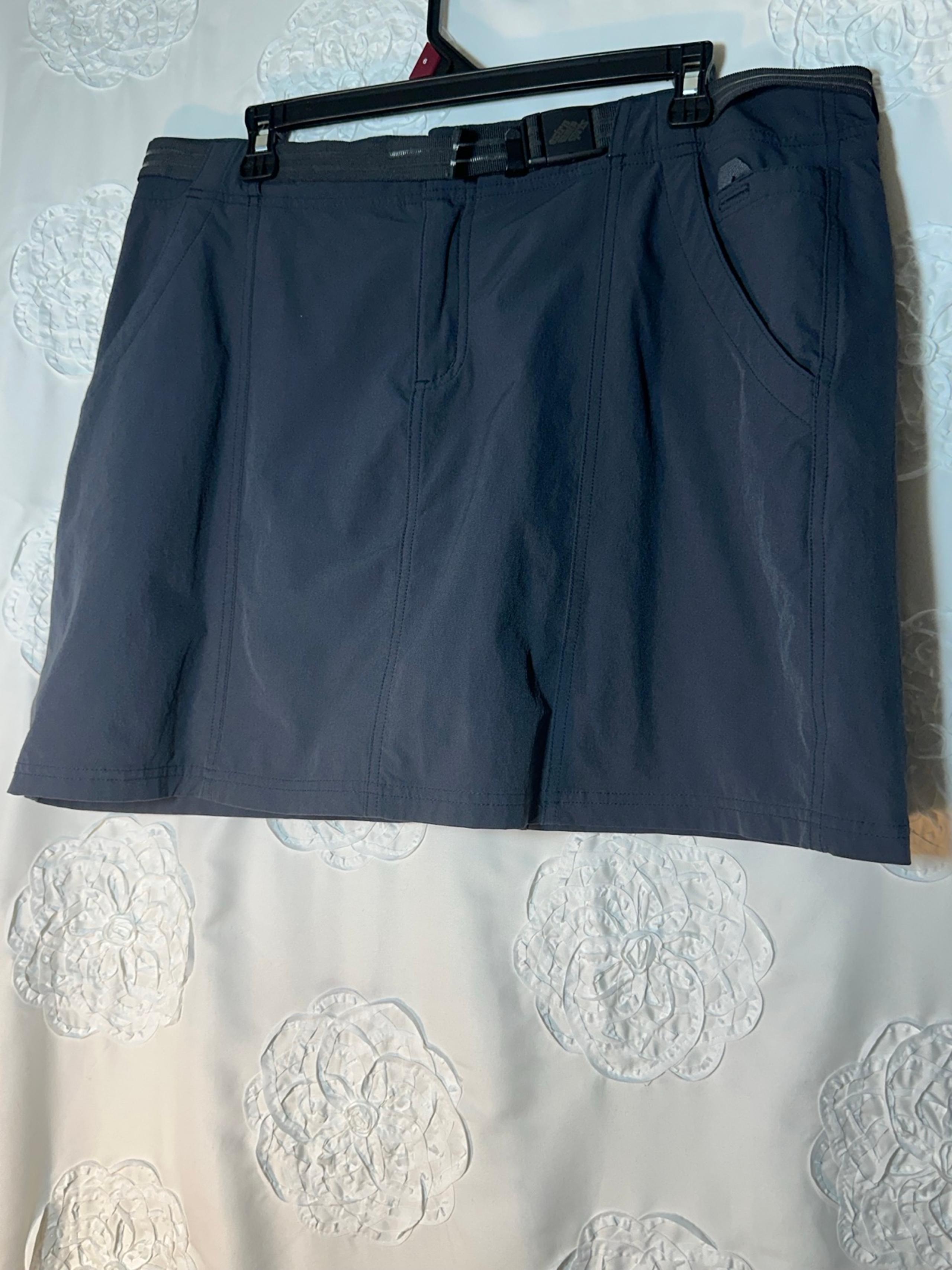 Eastern Mountain Sports navy blue skort