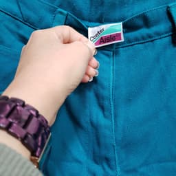 Item photo preview #3