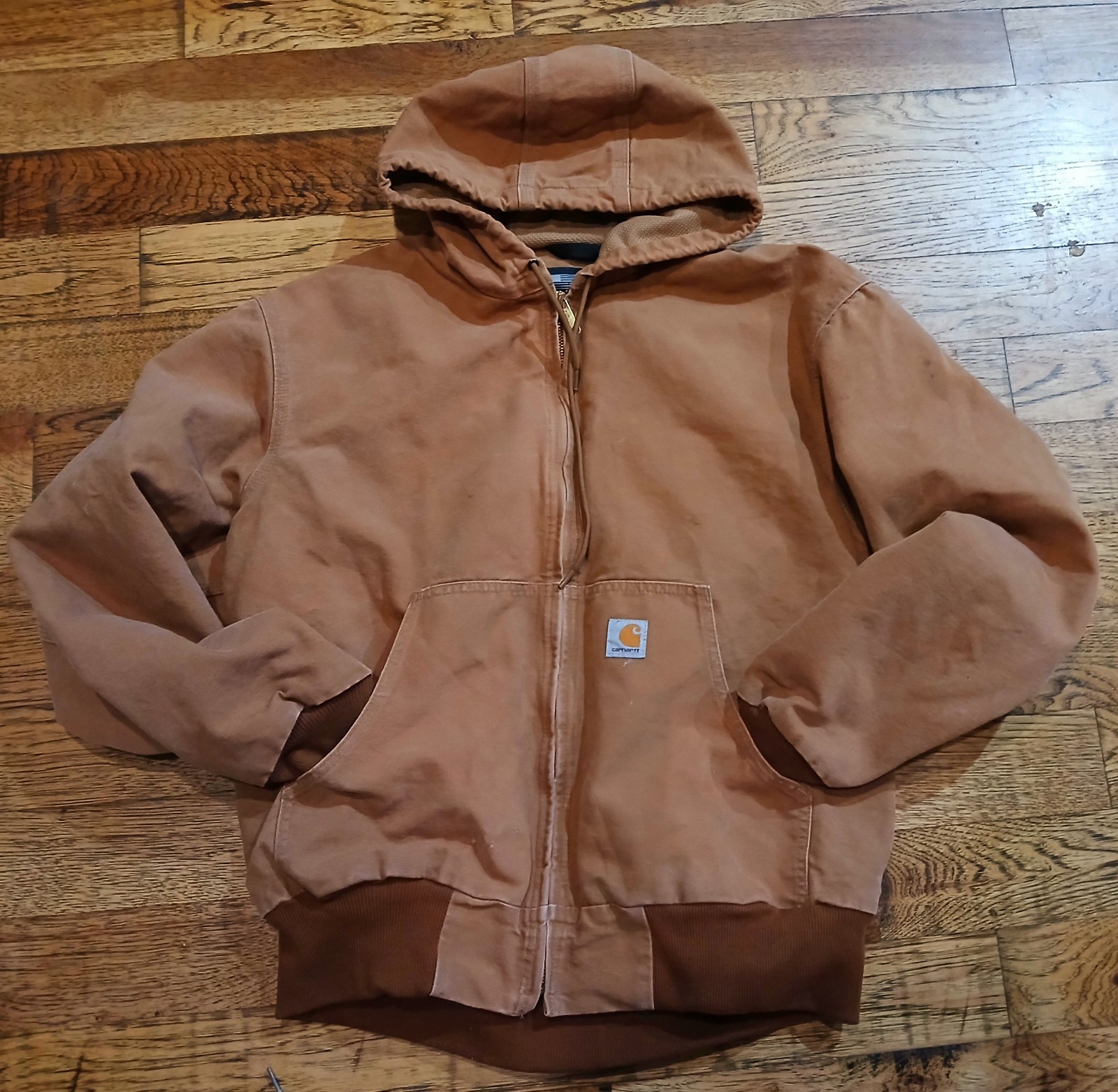 Carhartt j130 jacket! Large