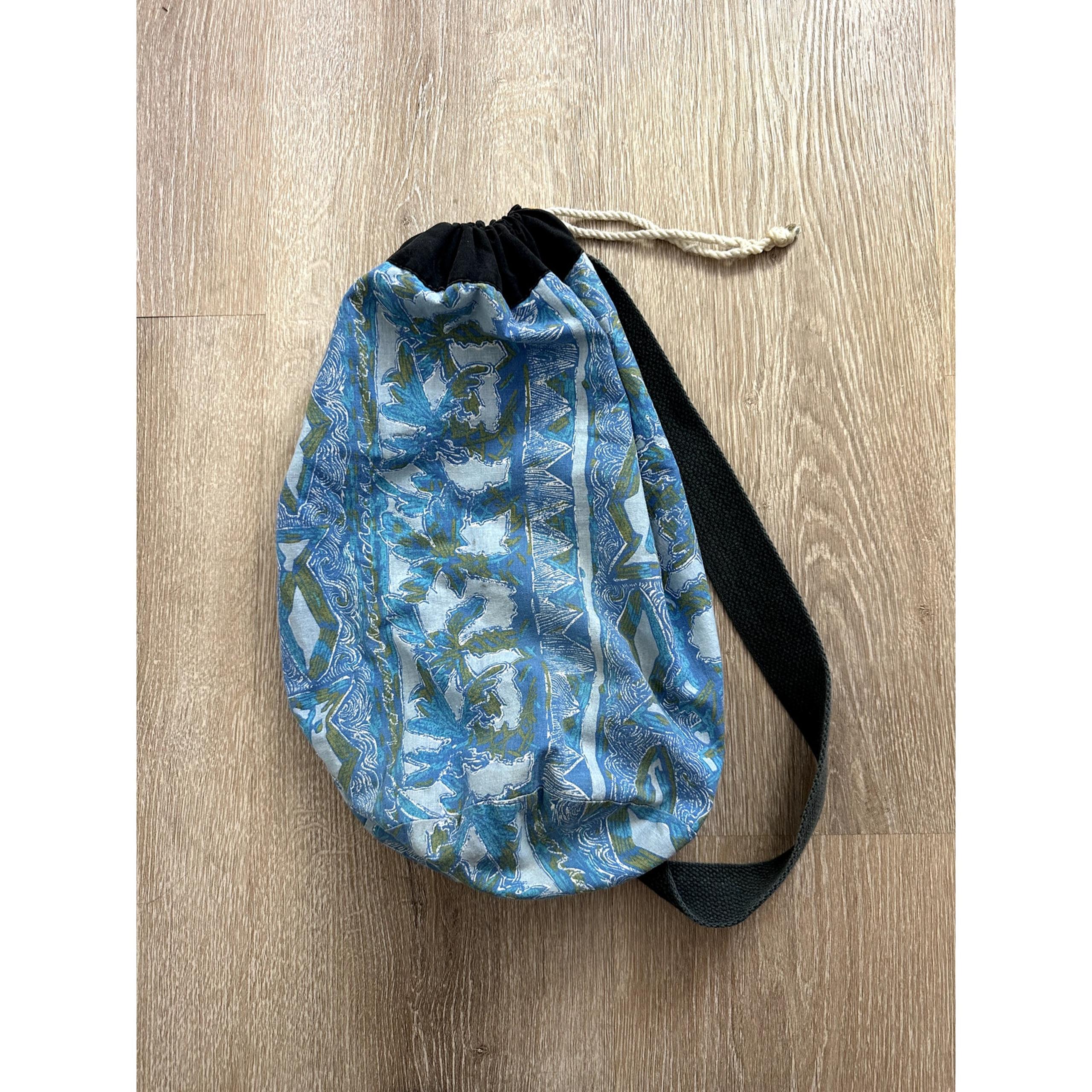 Vintage Billabong Cinch Shoulder Bag