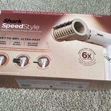 Shark SpeedStyle