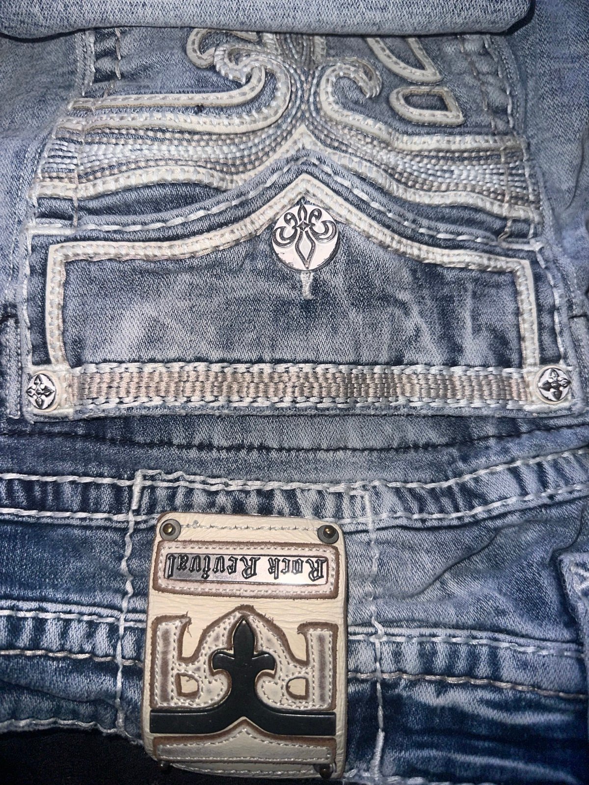 Men’s rock revival jeans