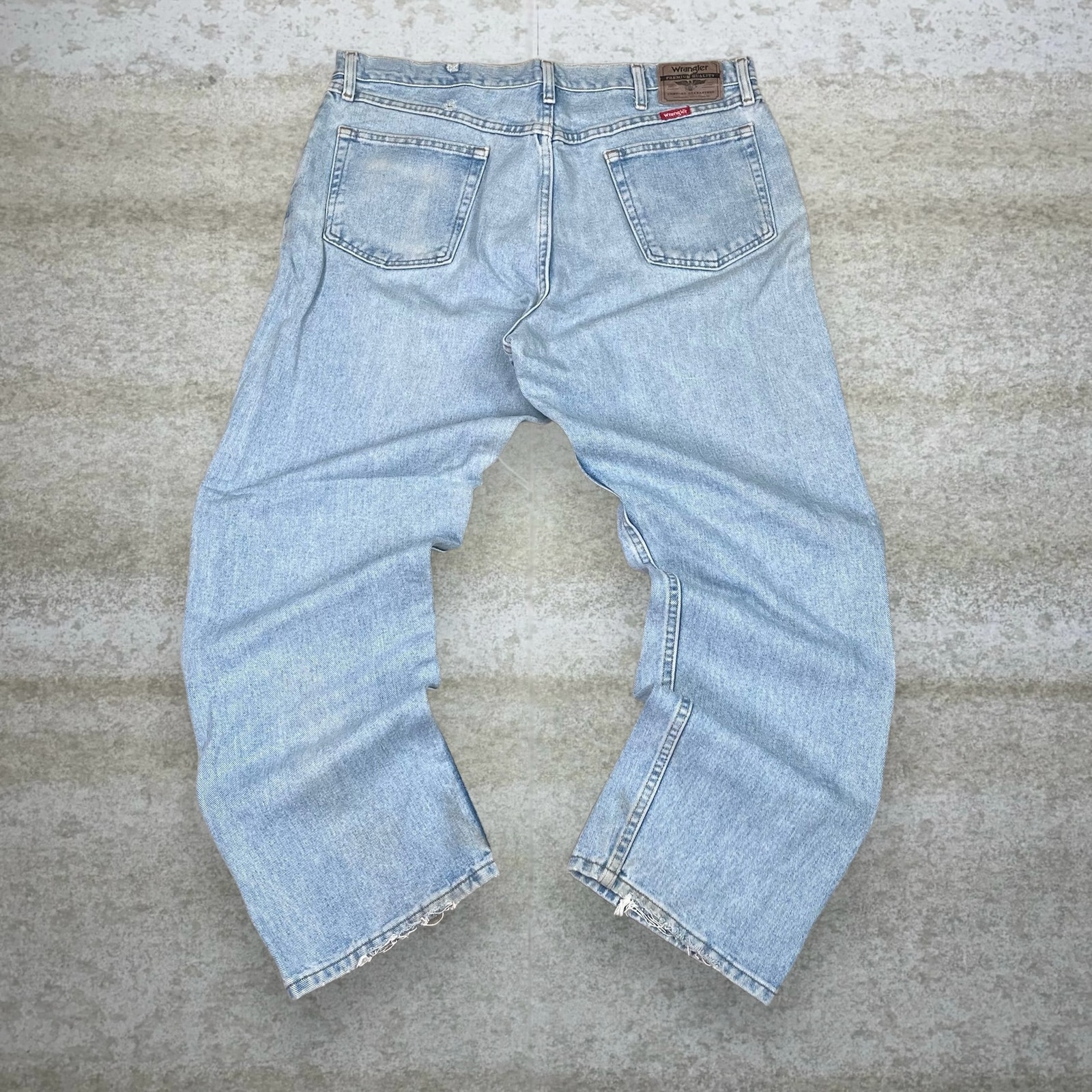Wrangler Jeans Baggy Wide Leg Fit Light Wash Denim