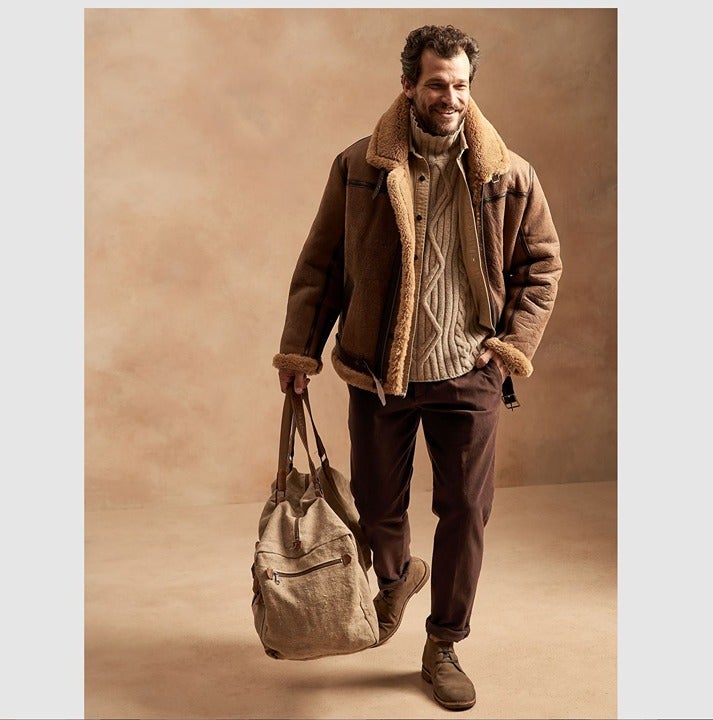 Banana Republic Pleated Brushed Traveler Chino Burnt Umber Size 42R