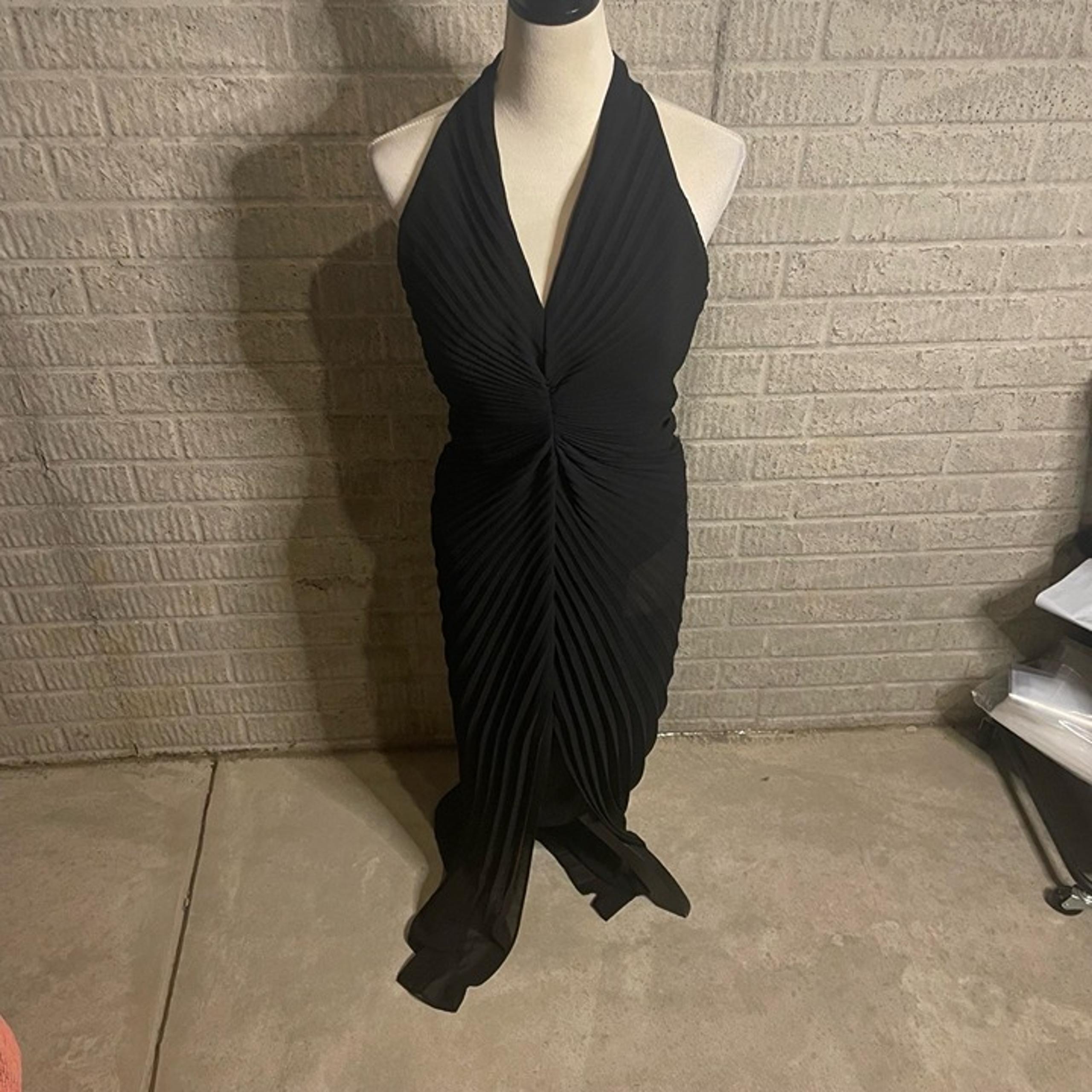 Vintage Joseph Ribkoff Black Sunburst Crepe Pleat Halter Neck Dress Size 10