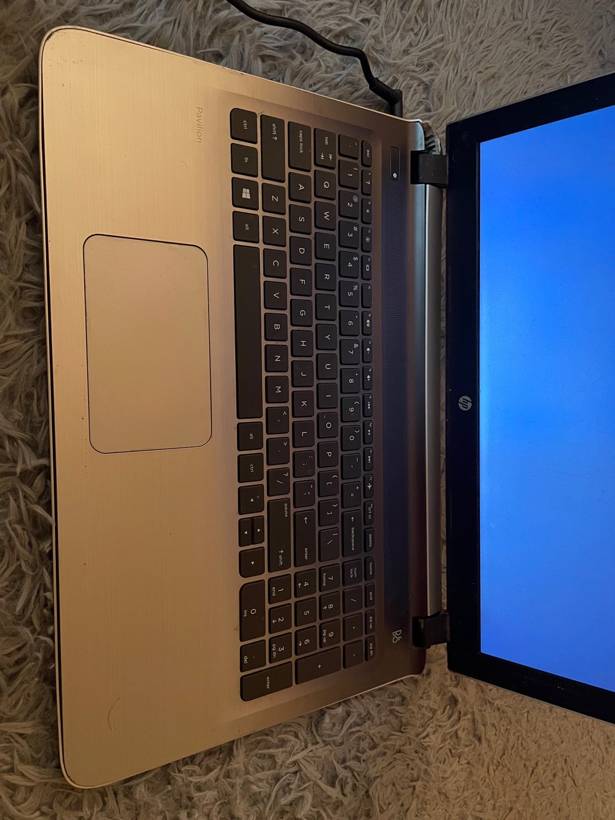 HP pavilion 15.6 in I5-5200u 4gb ram, 256 ssd, 1tb HDD 1080p B&O sound