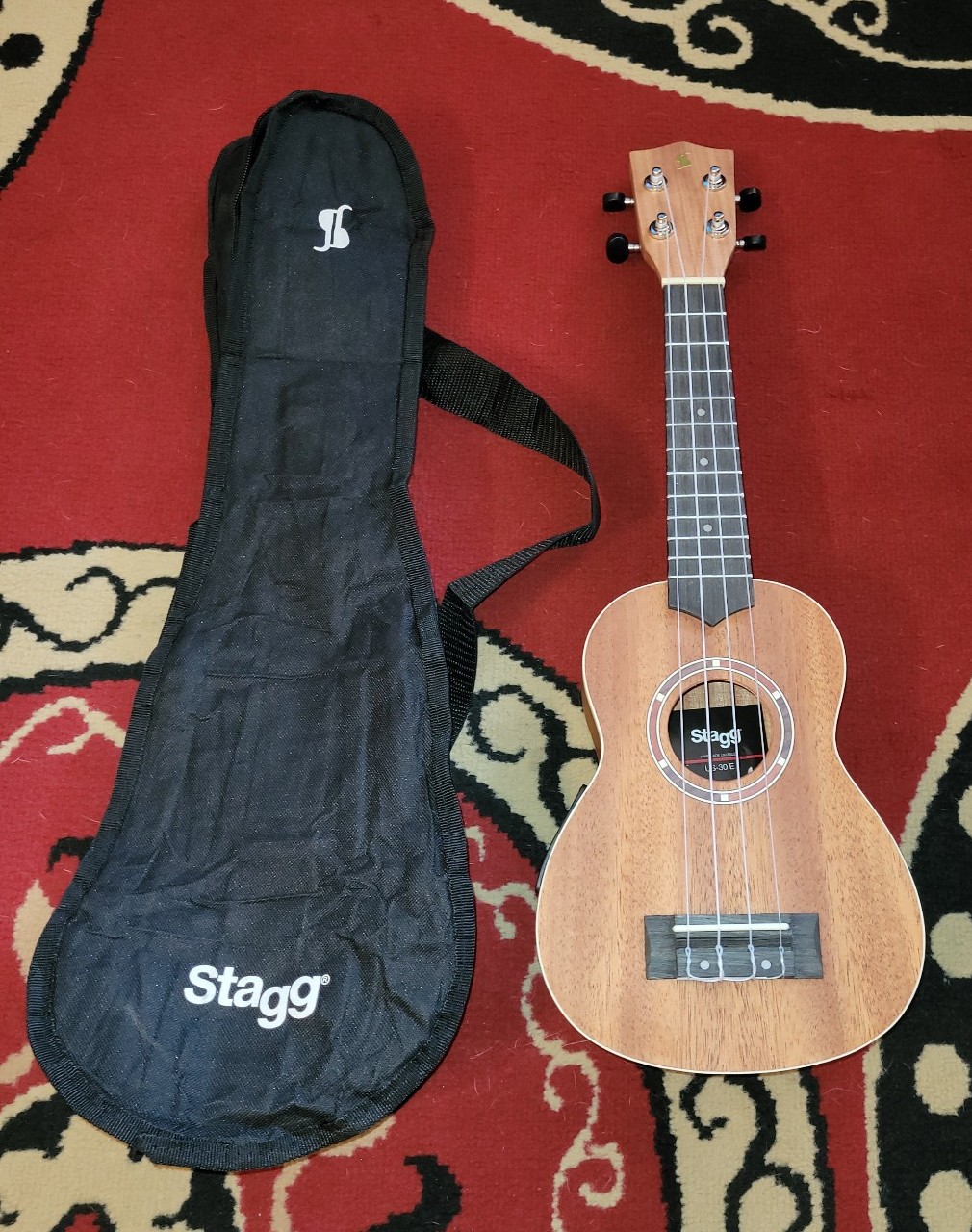 Stagg US30E Ukulele