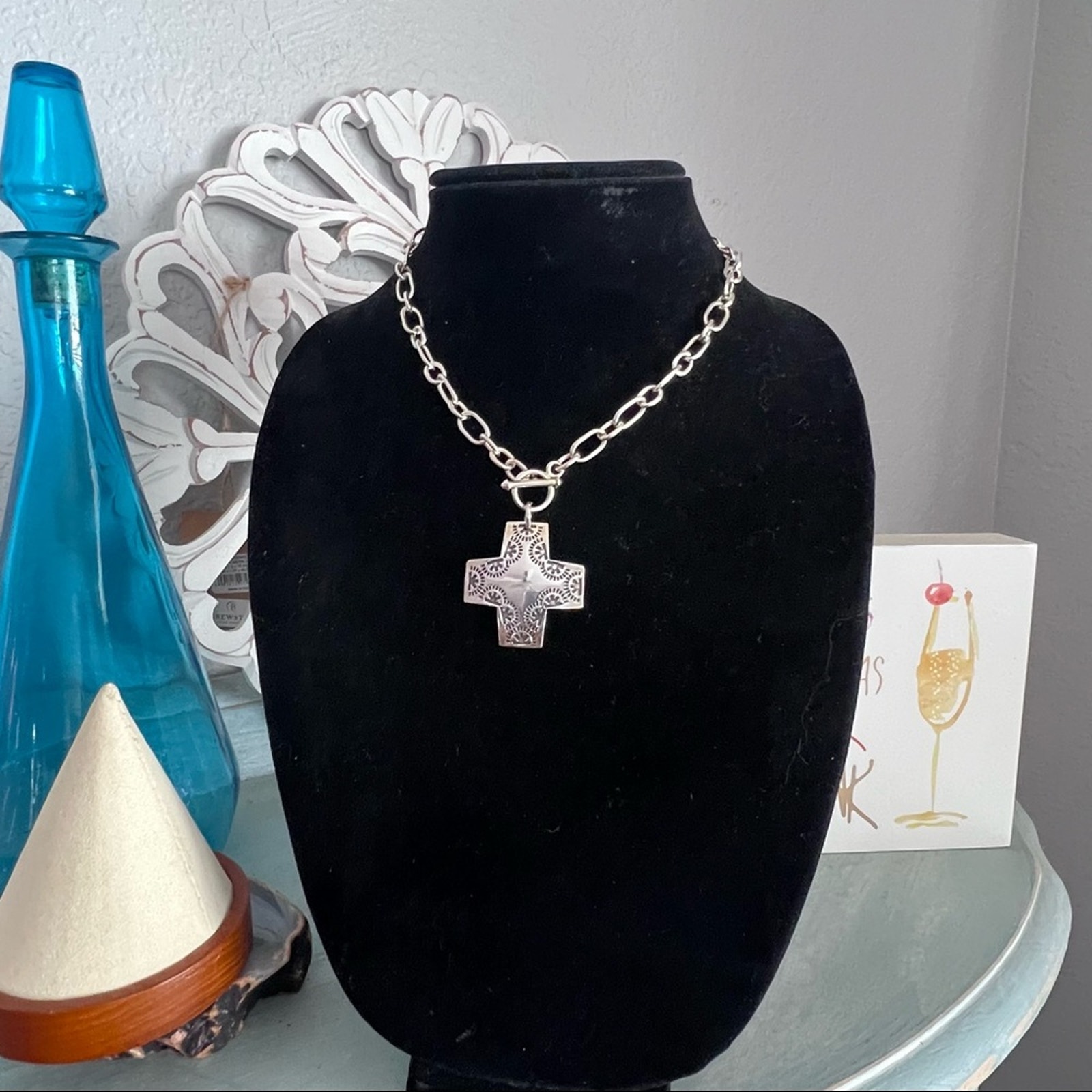 Silpada 925 Sterling Silver Etched Cross Pendant Chainlink Necklace