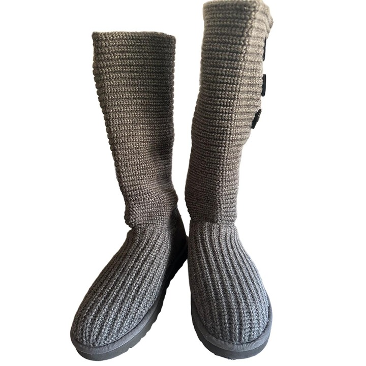UGG Cardy Knit Boots Womens Size 9 Grey Knee-High Logo Button Accents