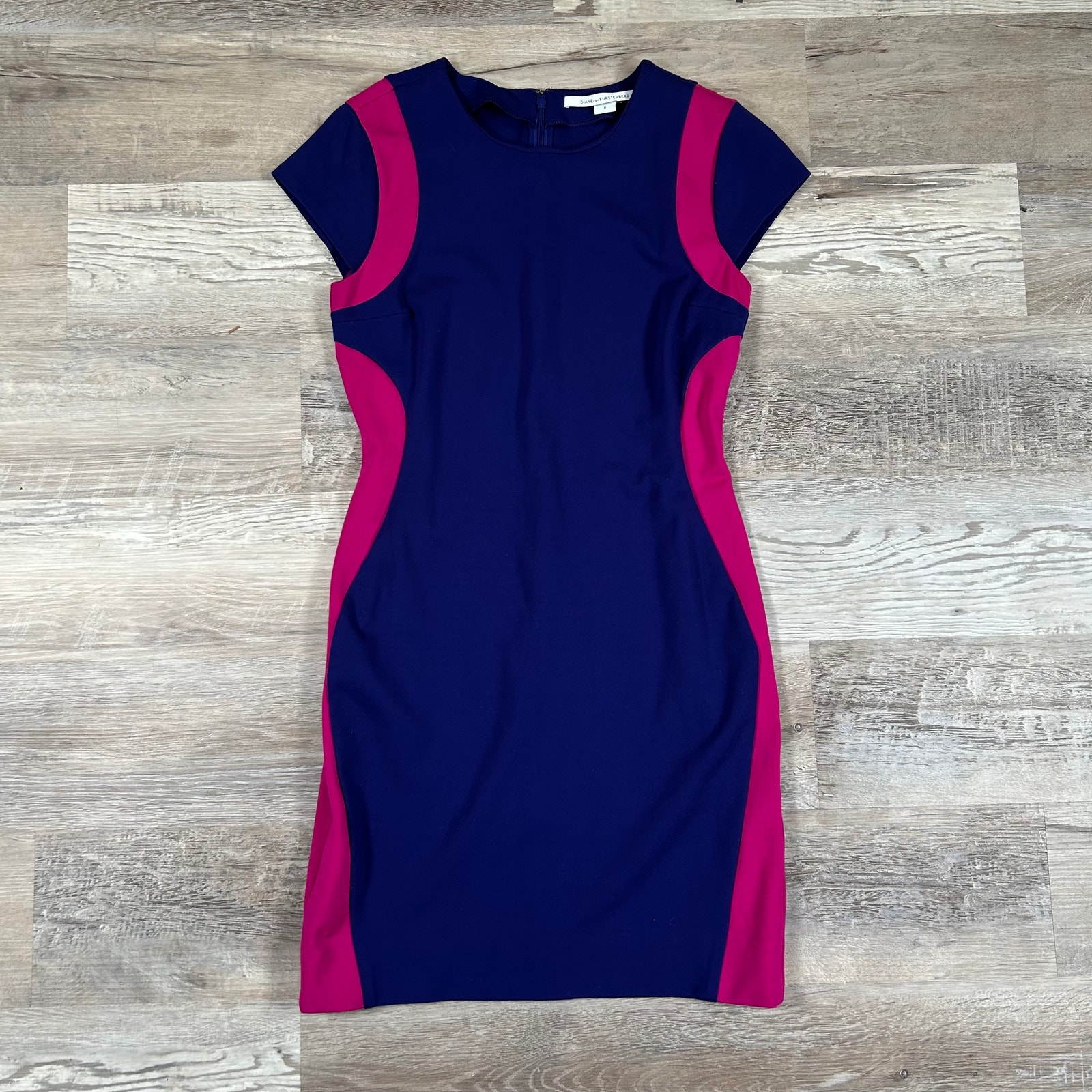 Diane von Furstenberg Color Block Navy Pink Short Sleeve Shift Dress- Size 6