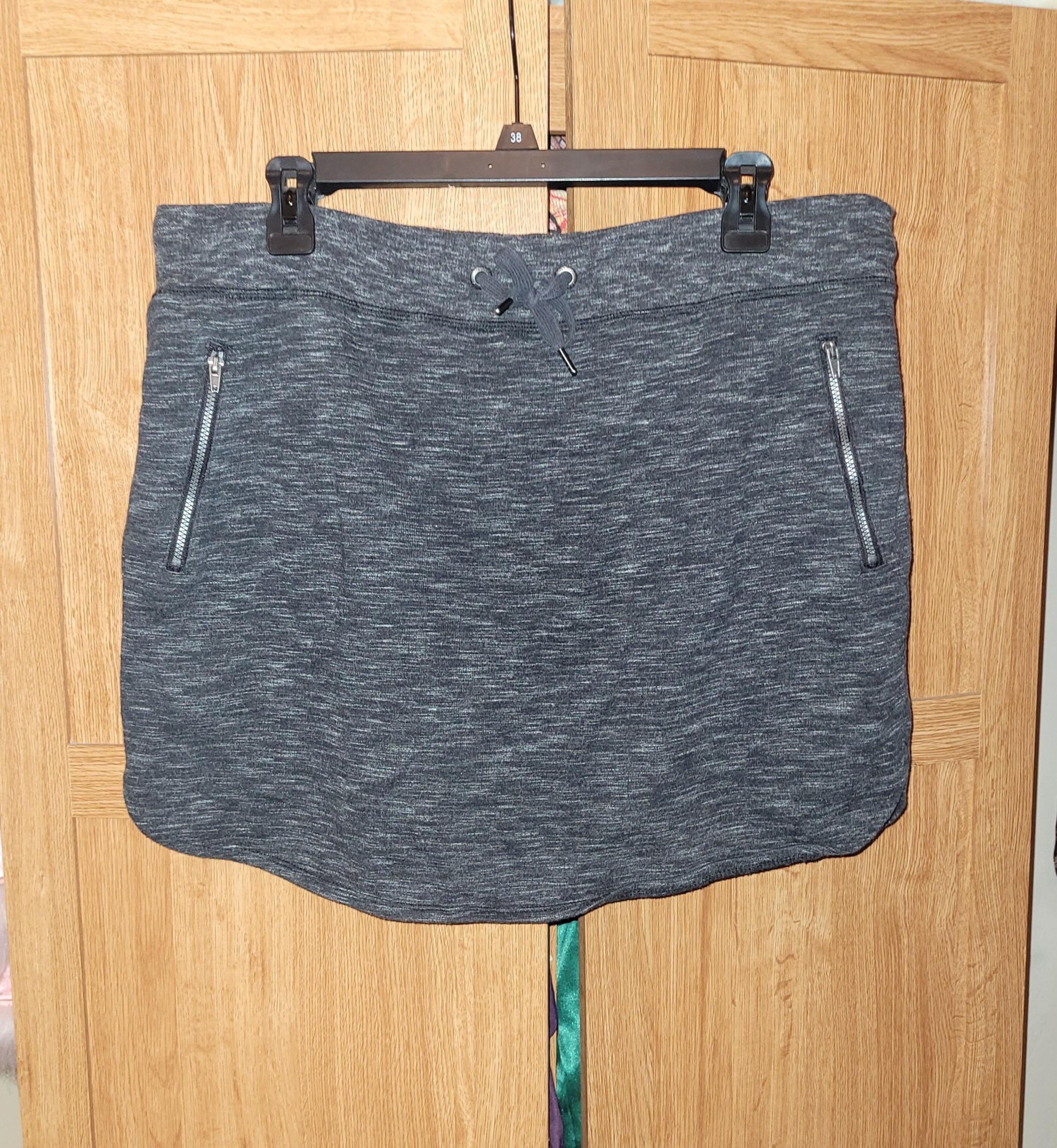 Sexy Heather gray green tea mini skirt with built in shorts size XL
