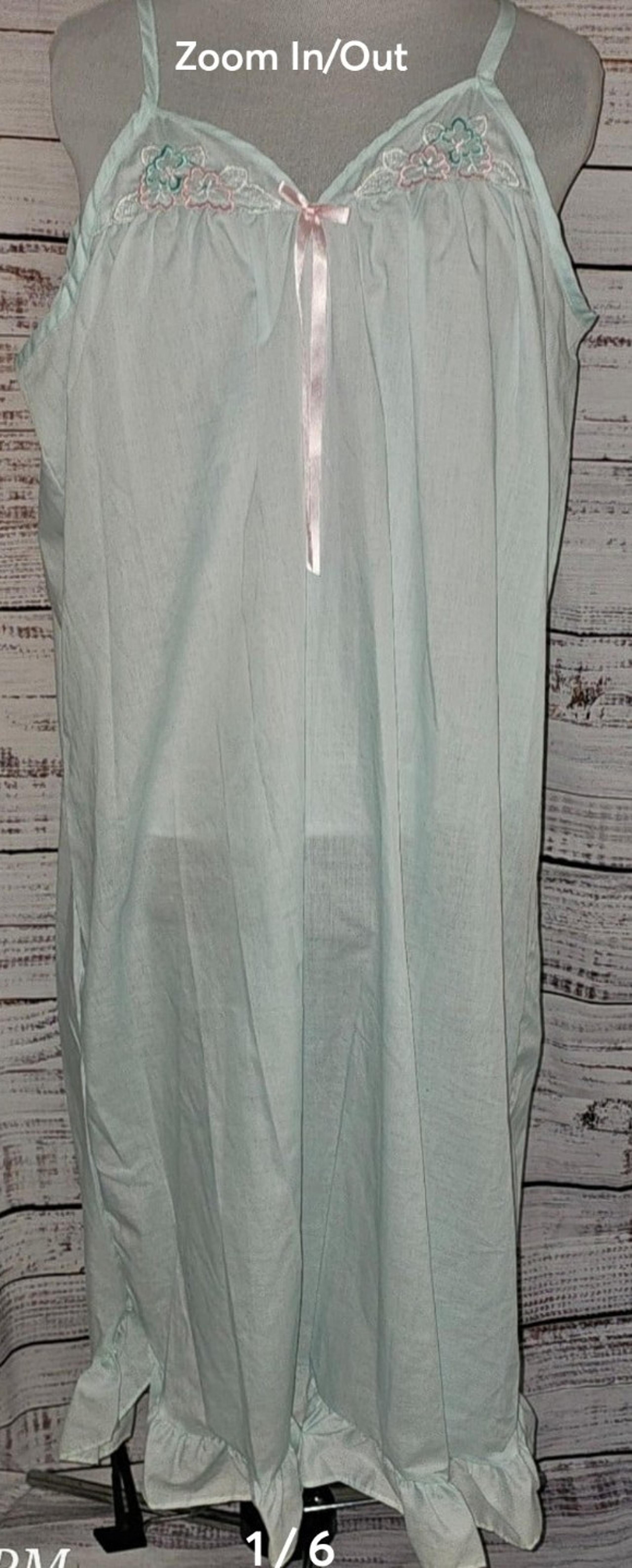 Carole Sleeveless Blue/Green Sweetheart Nightgown