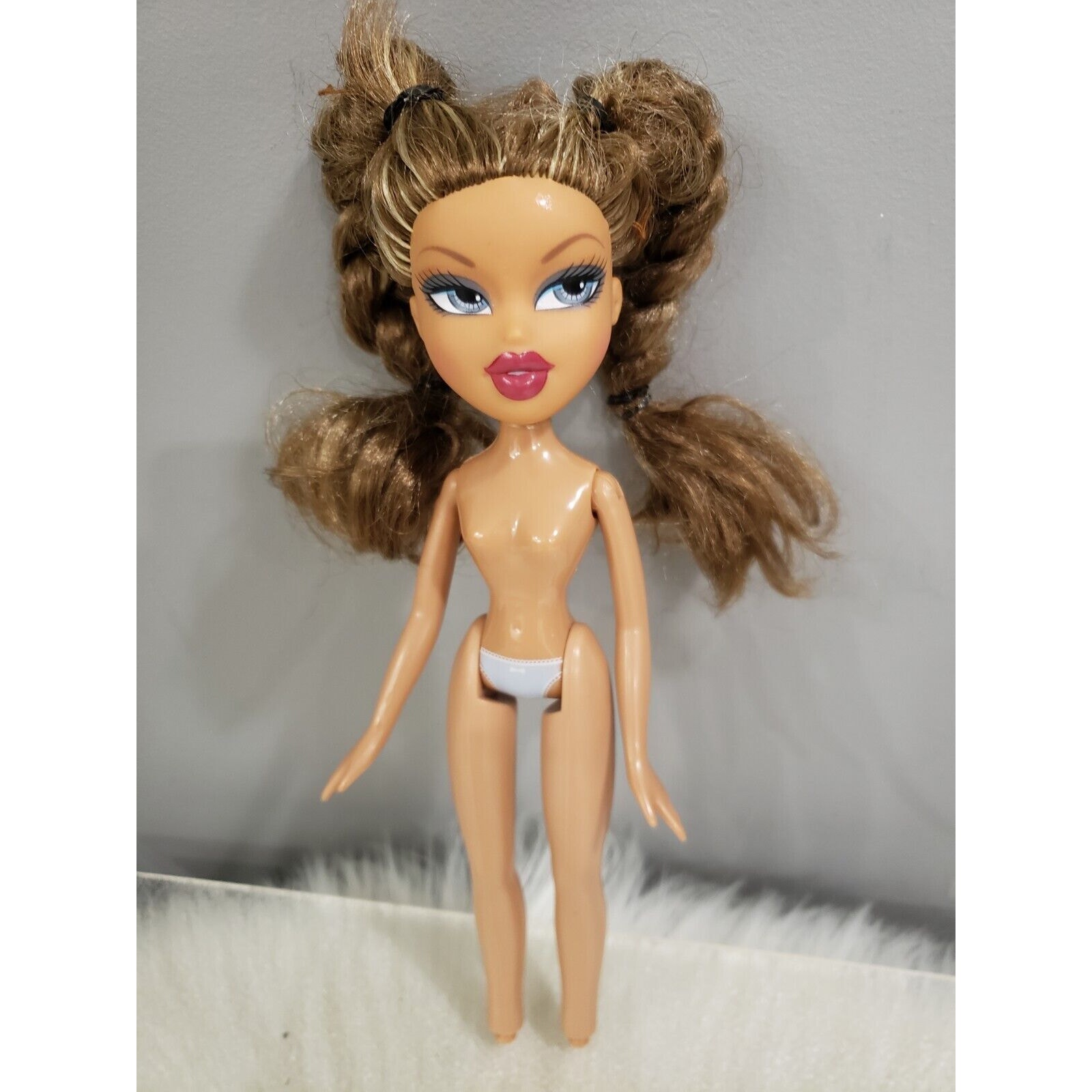 Bratz Princess Fianna Doll Fiana