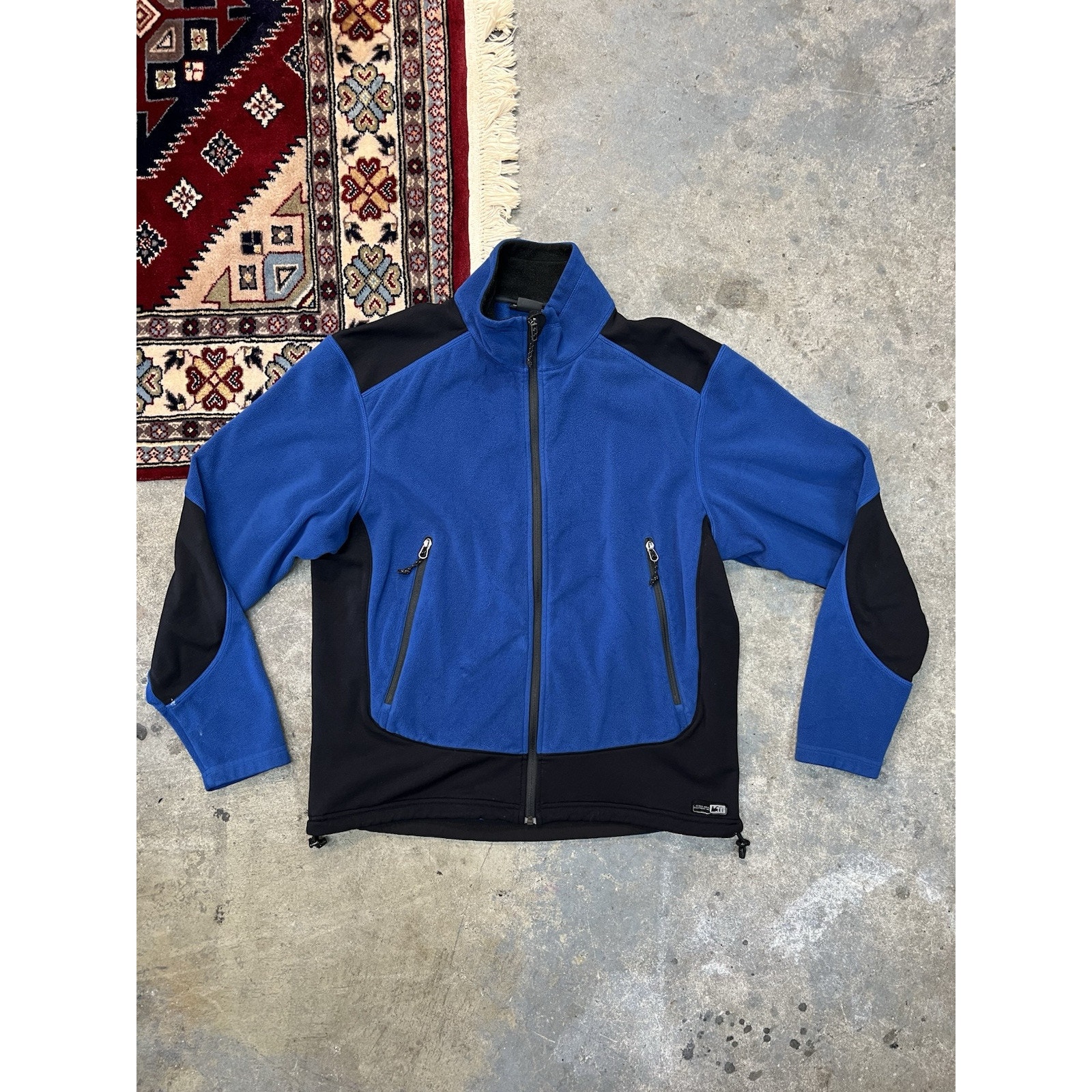 REI Fleece Jacket Men's XL Full Zip Blue Black Outdoors Made in Canada Vintage