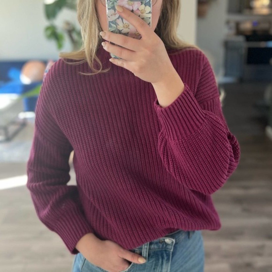 NWT CUPCAKES & CASHMERE MOCKNECK SWEATER SIZE SMALL