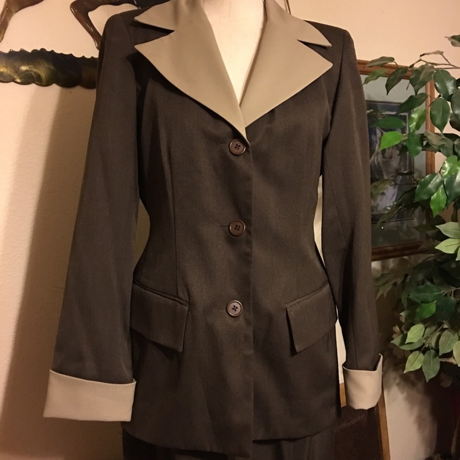 Lew Magram New York style collared skirt suit
