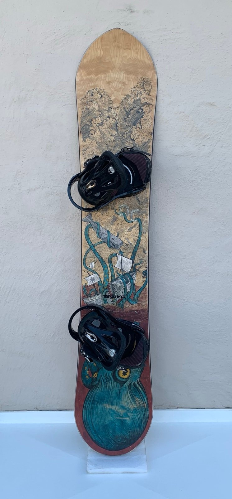 DC Supernatant 158Cm Wide Men’s Snowboard + Burton Cartel Bindings L