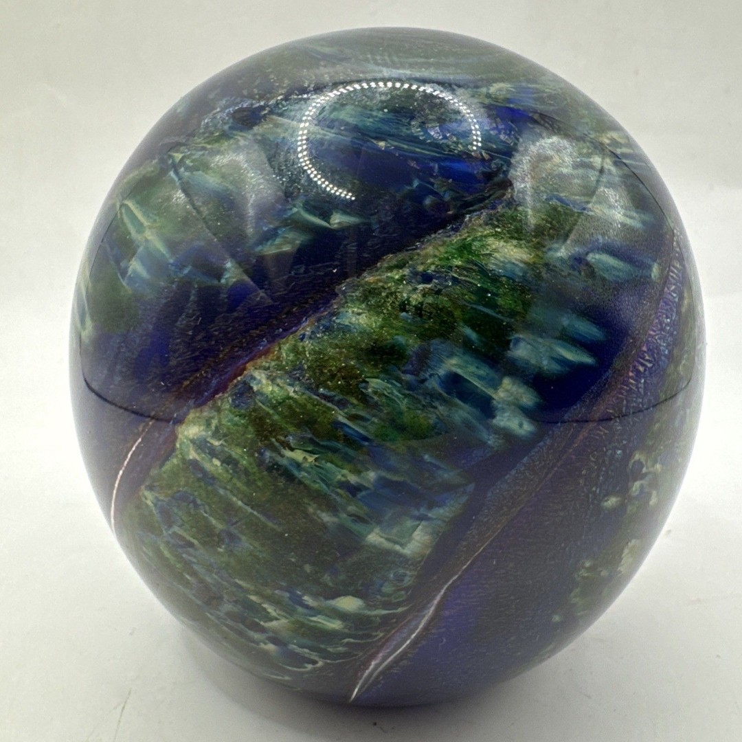 Beautiful 2018 R Mynatt Studio Dichroic Swirl Glass Paperweight 3 World