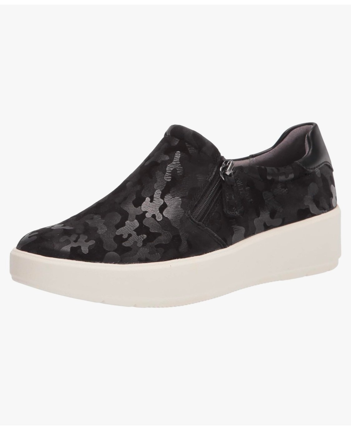‘Clarks’ Layton Step Leather Quilted Slip-On