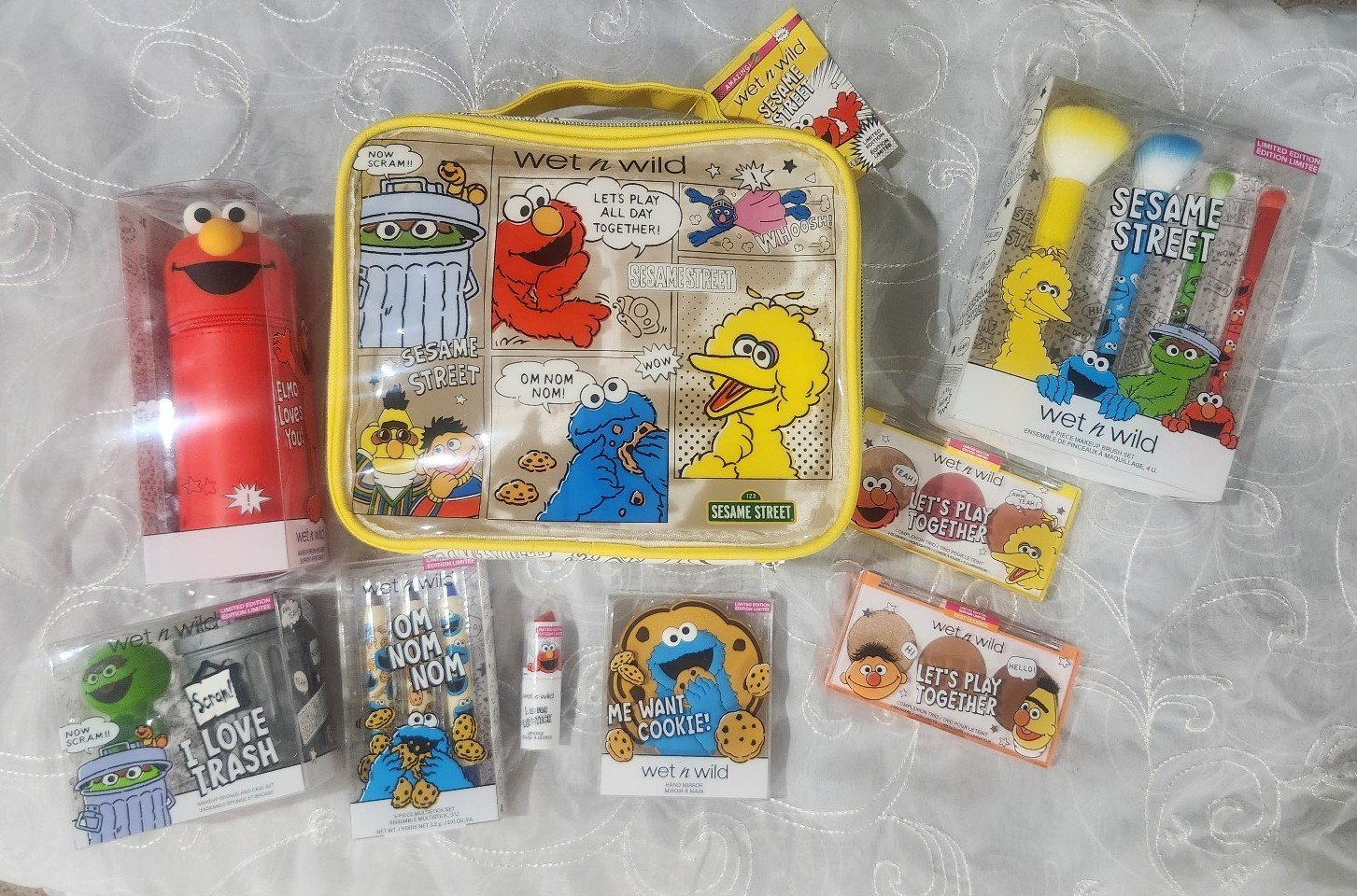 Wet n Wild x Sesame Street LIMITED EDITION 6pc Makeup Collection