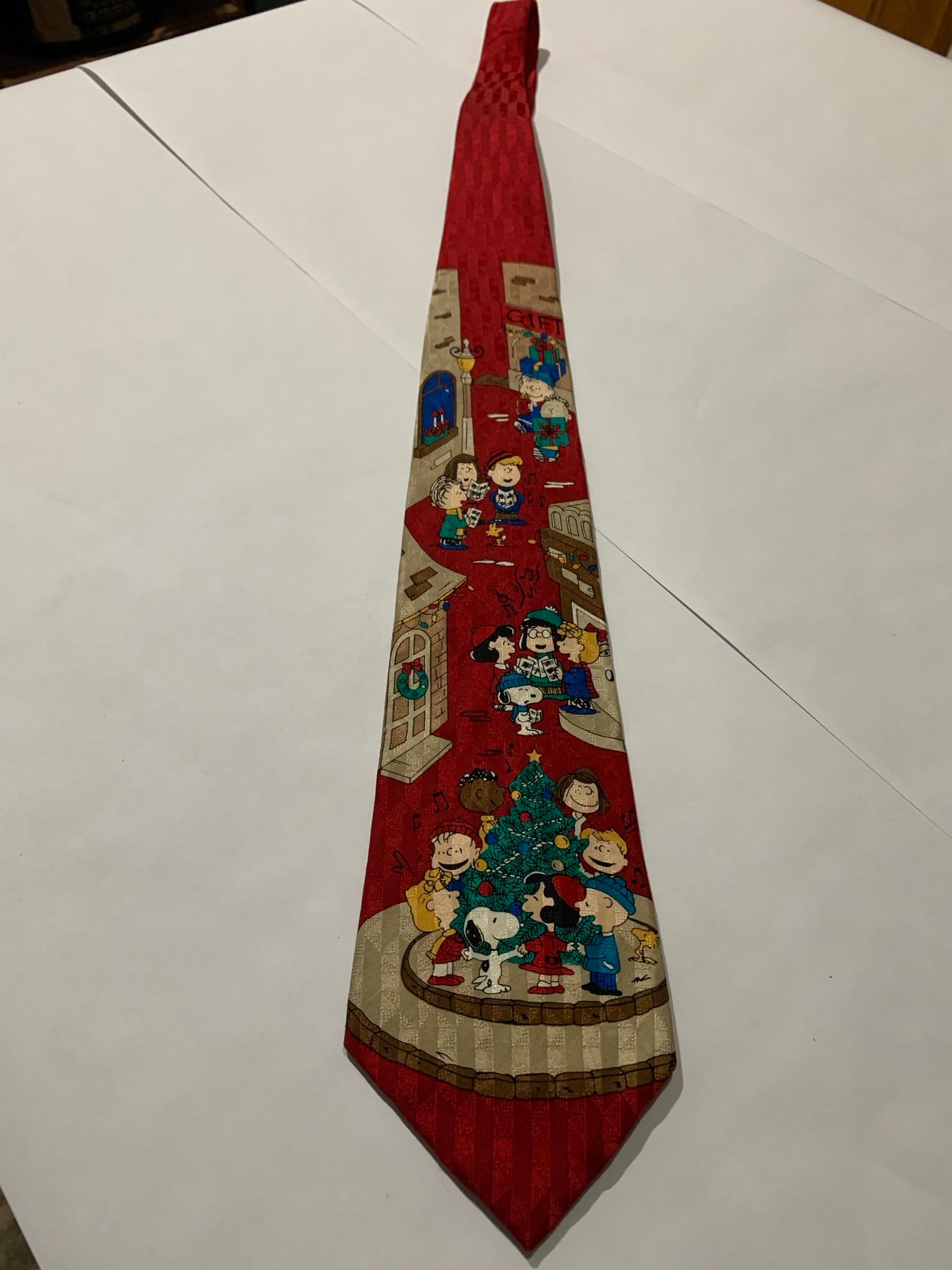 Peanuts Christmas Men’s Tie 100 Percent Silk Snoopy Wide Red VTG