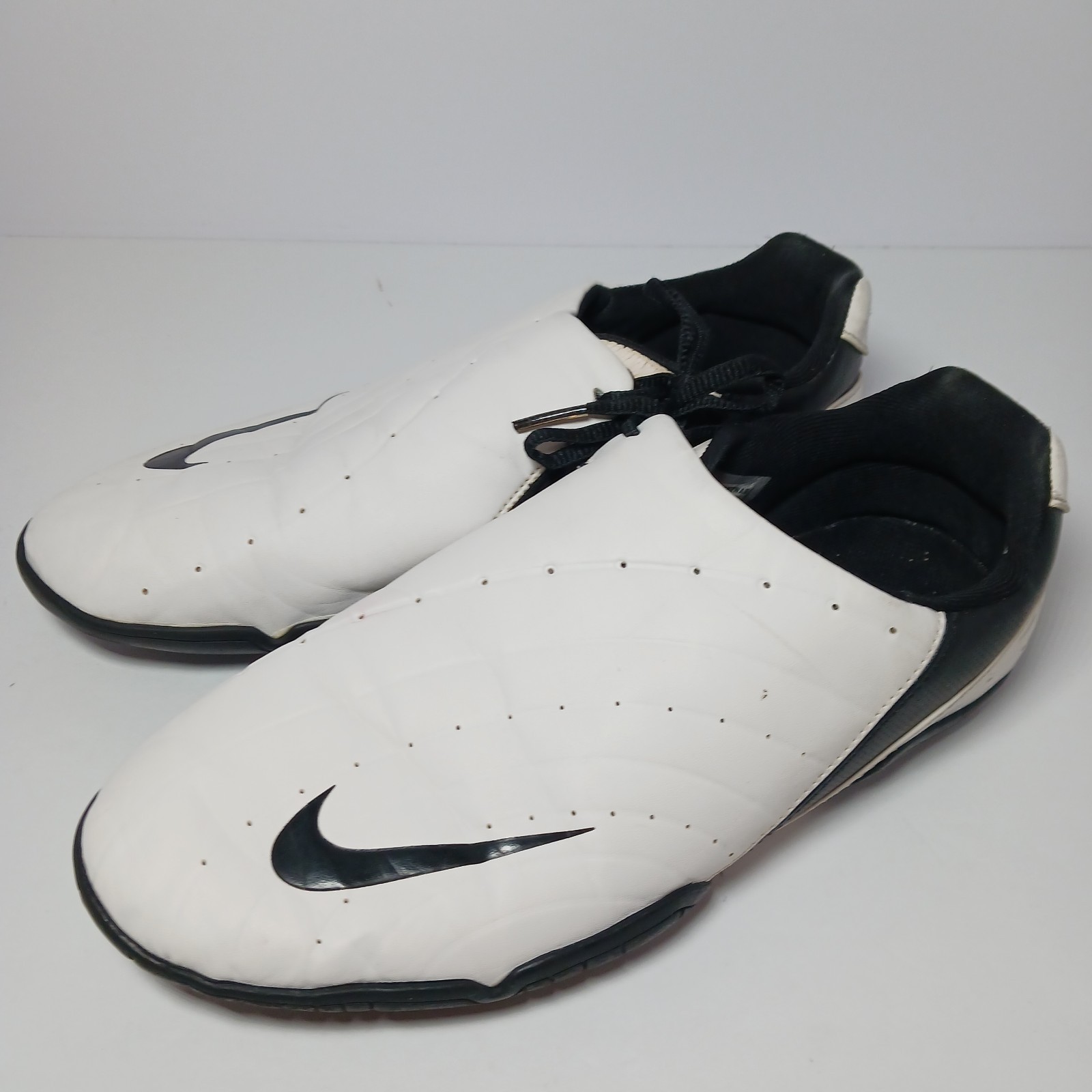 Y2K 2008 Nike Innae Taekwondo Shoes Mens Size 7 White 311980-102